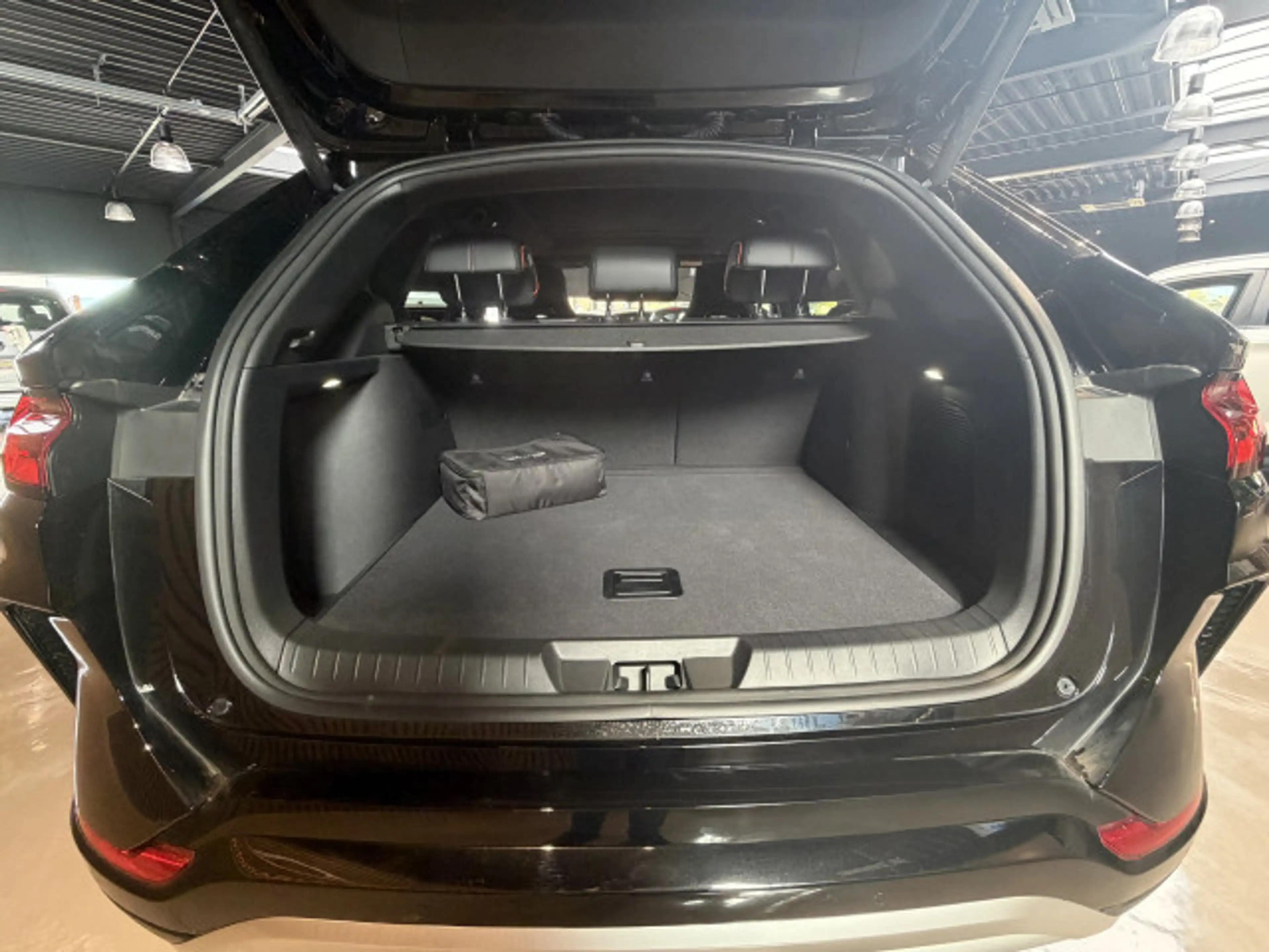 BYD Seal U 1.5 DM-i FWD Boost | Zwart Leder | 6 jaar fabrieks — photo 11
