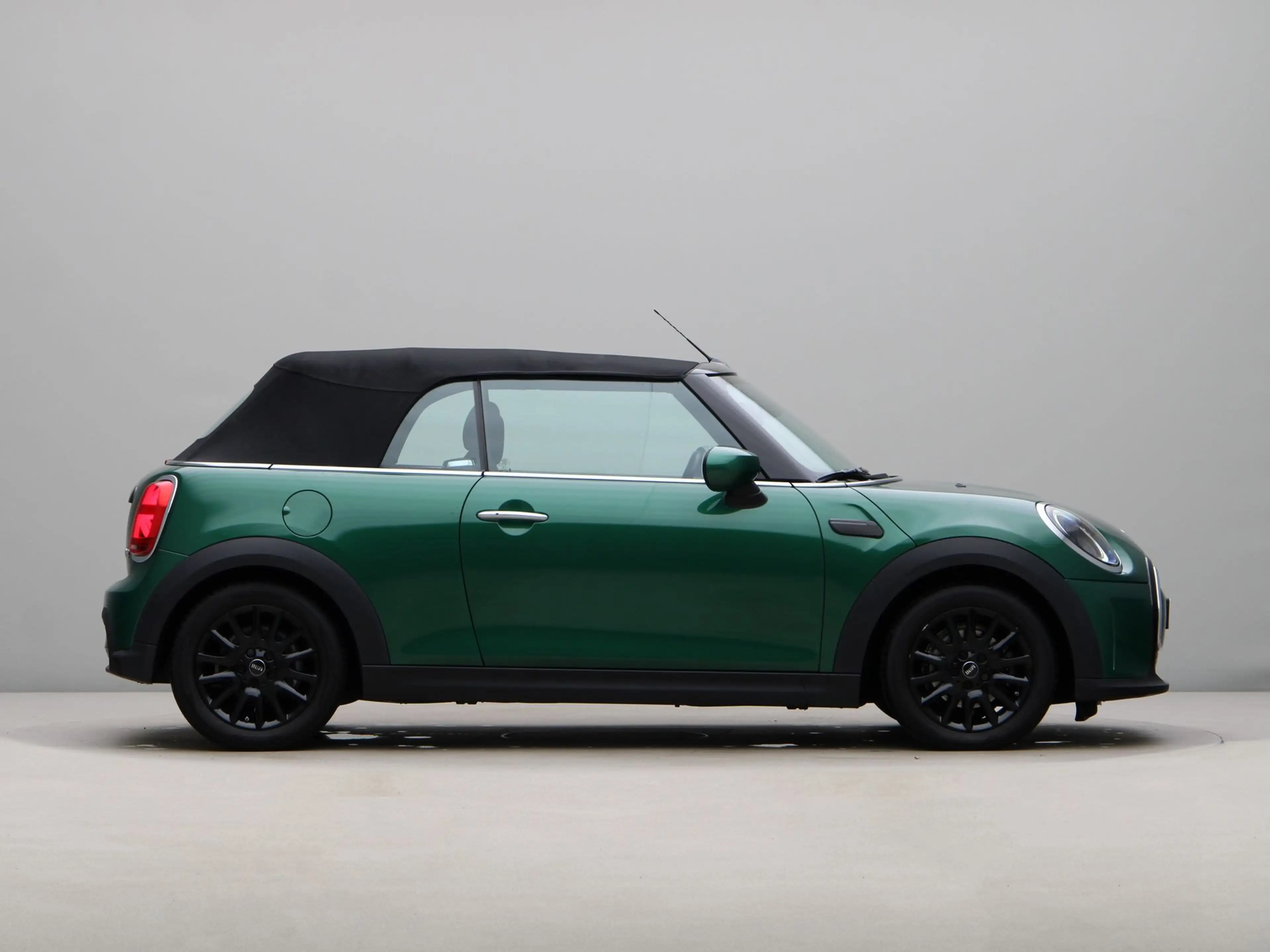 MINI Cooper Cabrio Classic Aut. — photo 12