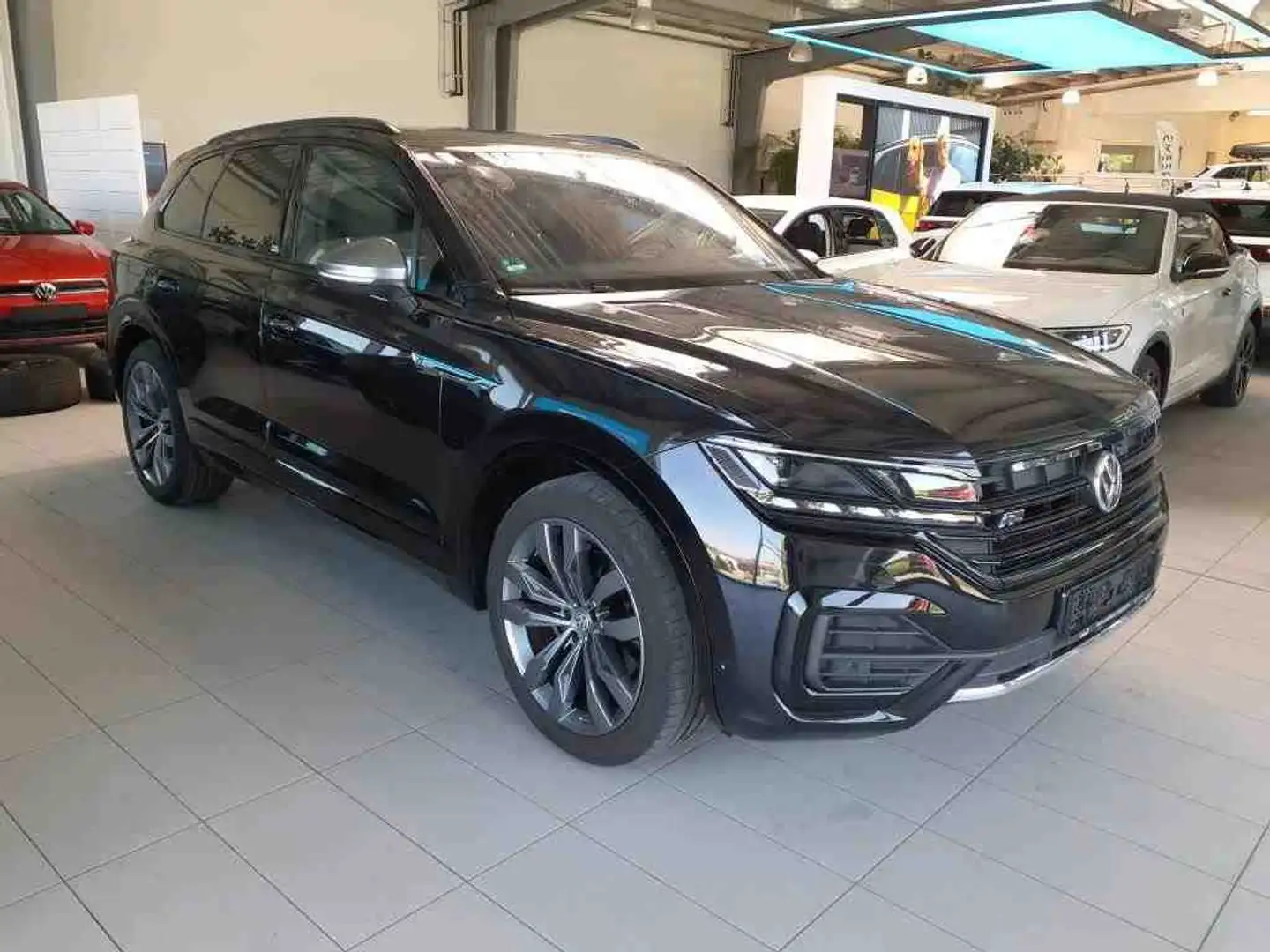 Volkswagen Touareg 3.0 TDI ONE MILLION R-LINE BLACK STYLE DYNAUDIO Negro - 2