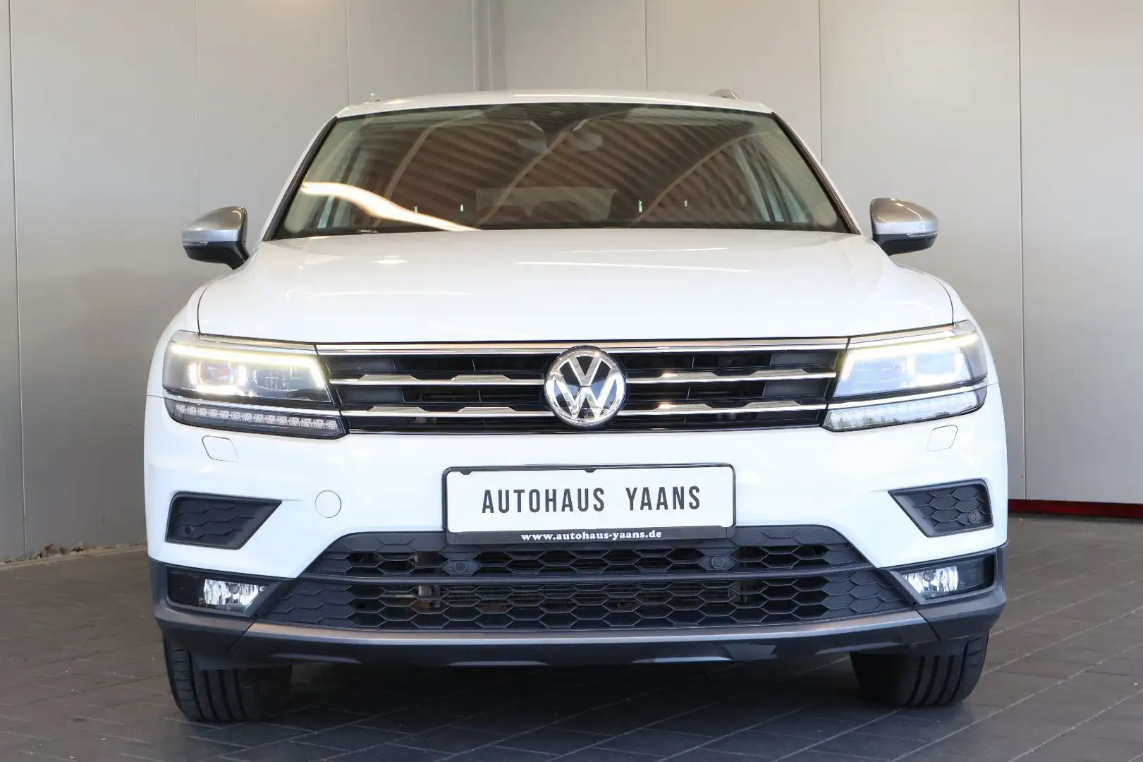 Volkswagen Tiguan Allspace 2.0 TDI Comf. AID+ACC+LED+AHK Weiß - 2