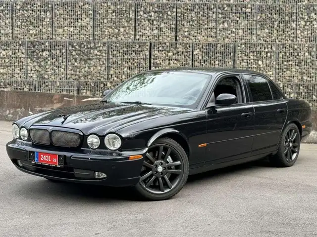 Jaguar XJR 4.2i V8 32v S/C