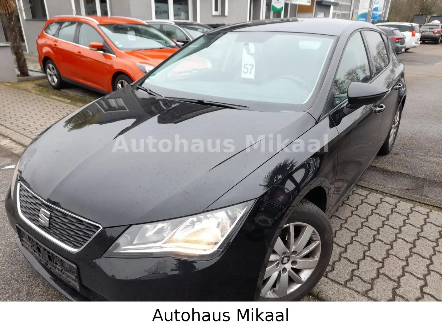 SEAT Leon Reference Schwarz - 2