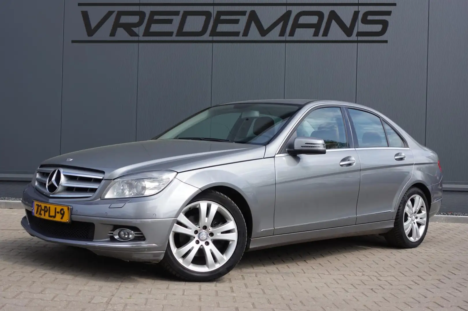 Mercedes-Benz C 180 CDI BlueEFFICIENCY Business Class Avantgarde Grijs - 1