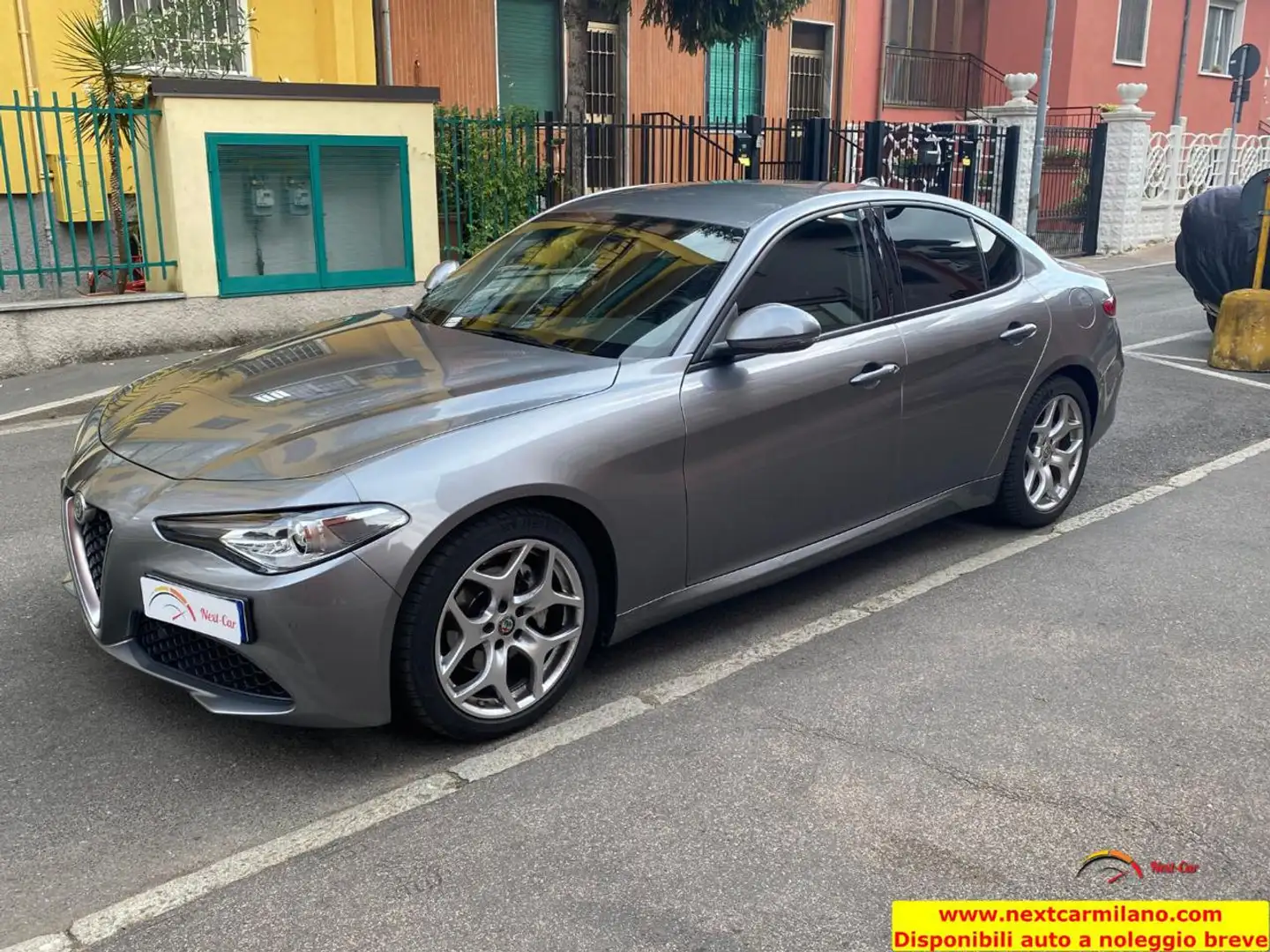 Alfa Romeo Giulia 2.2 Turbodiesel 160 CV AT8 Executive Grigio - 1