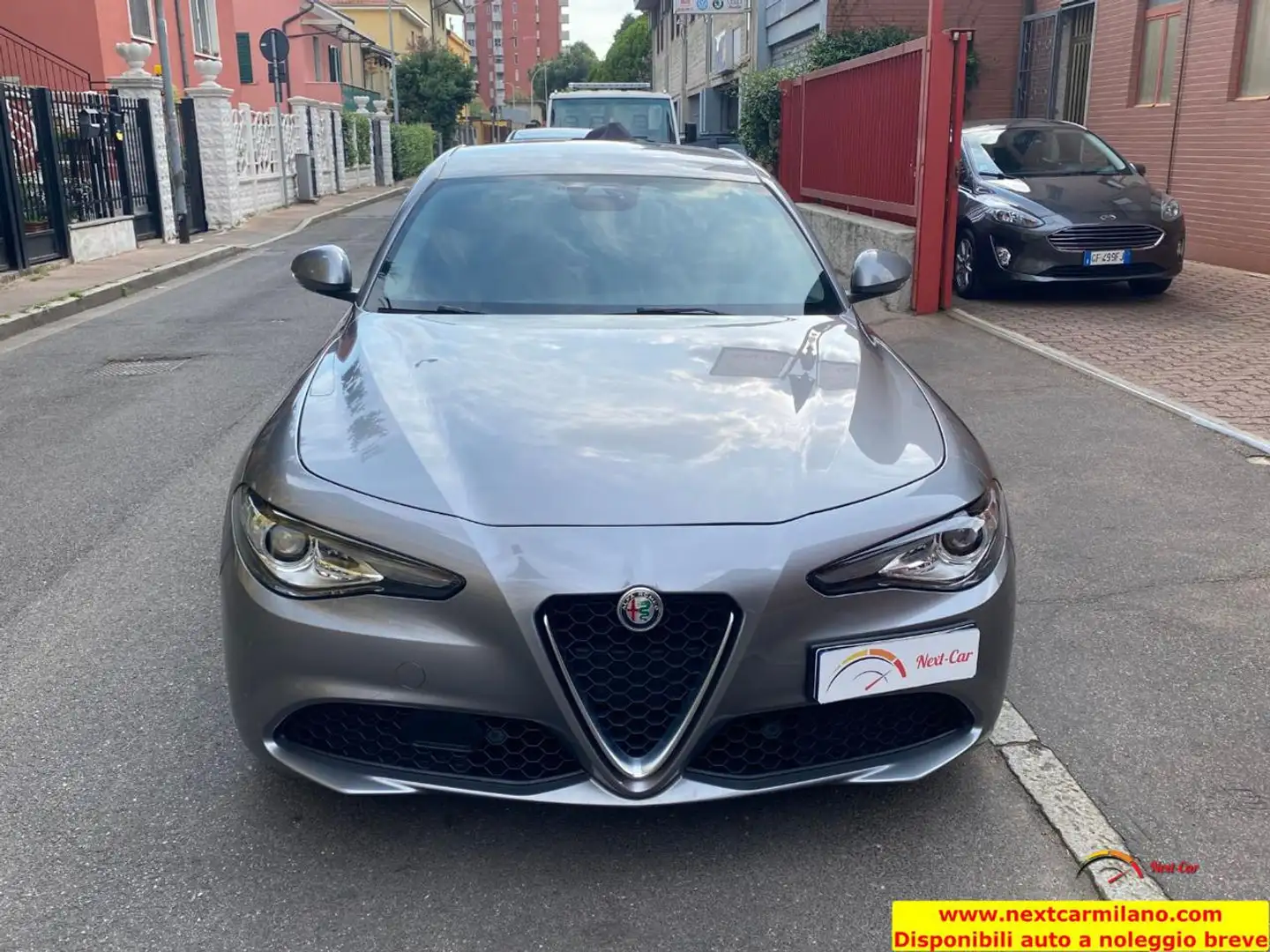 Alfa Romeo Giulia 2.2 Turbodiesel 160 CV AT8 Executive Grigio - 2