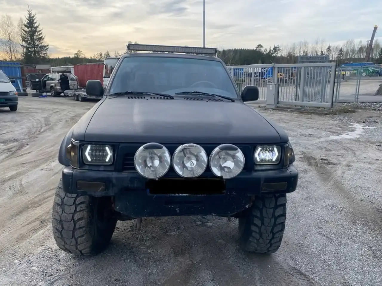 Toyota Hilux PLAT.DBL.CAB D