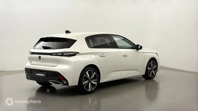 Peugeot 308 view 5
