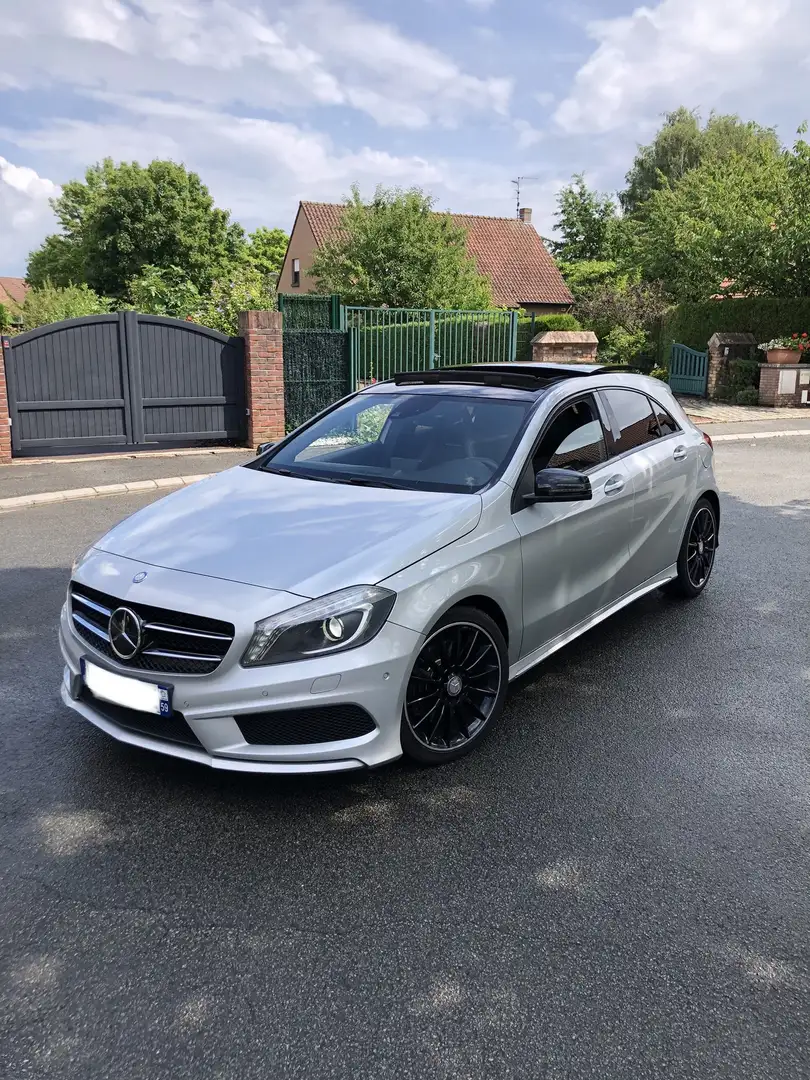Mercedes-Benz A 220 Pack AMG NIGHT Fascination 7-G DCT - 1