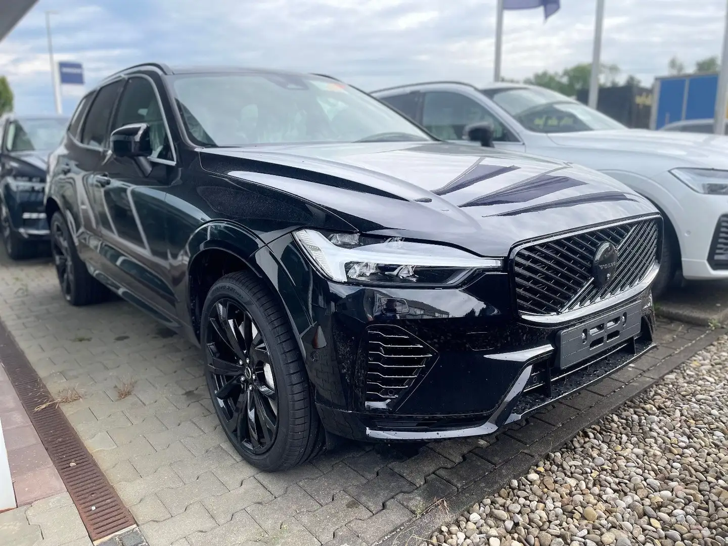 Volvo XC60 T6 AWD Plug-In Hybrid ULTRA Black Edition26 Negro - 2