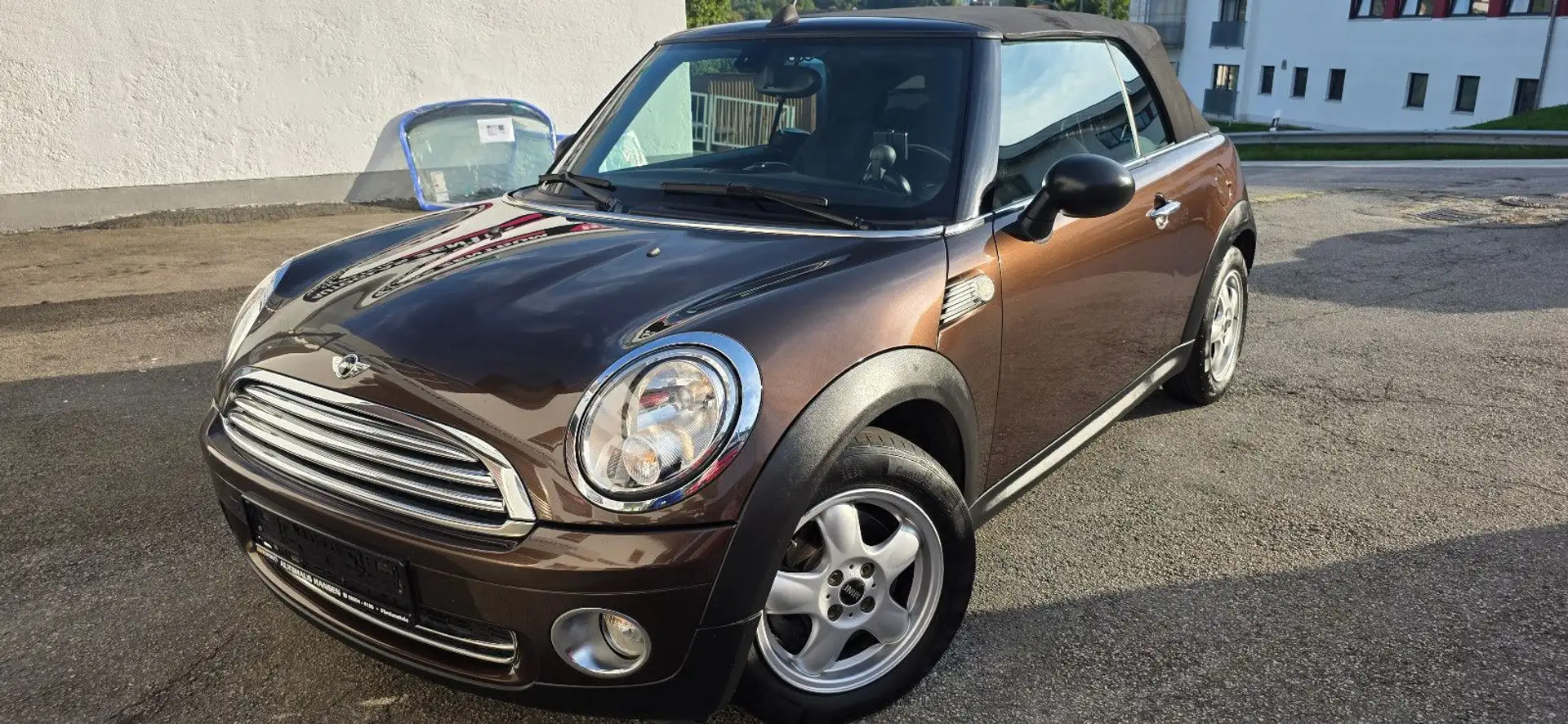 MINI One Cabrio, Klima, Navi Braun - 1
