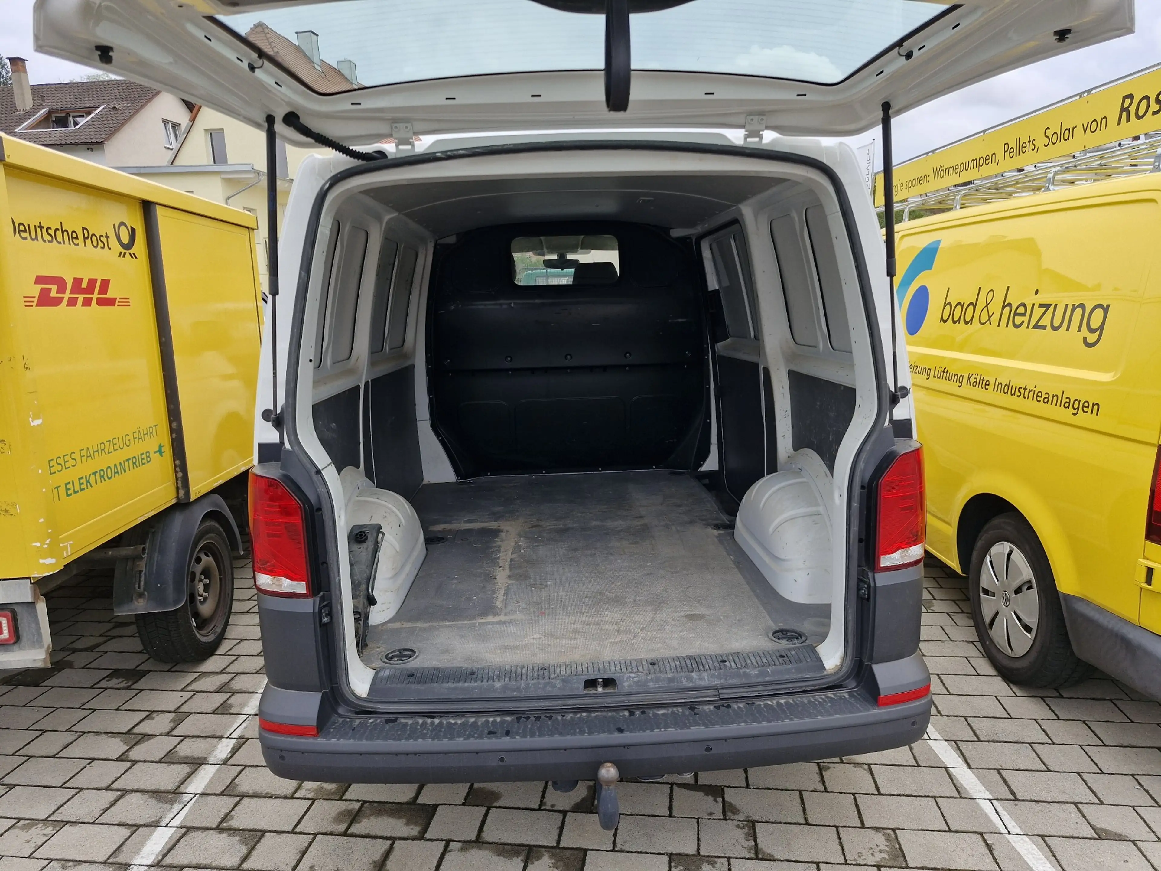 Volkswagen T6.1 Transporter Kasten 2.0 TDI AHK Bremsen neu — photo 7