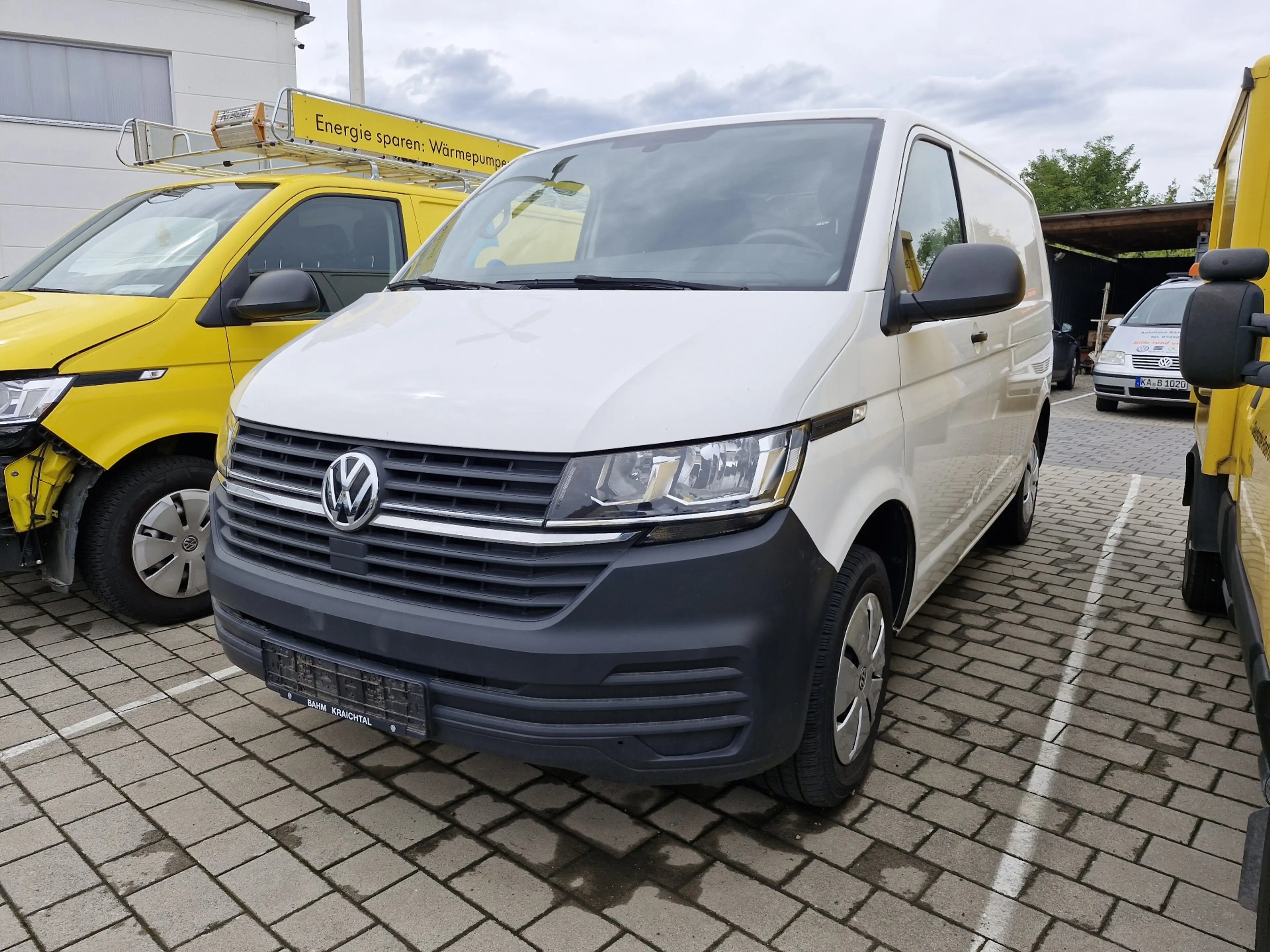 Volkswagen T6.1 Transporter Kasten 2.0 TDI AHK Bremsen neu — photo 2