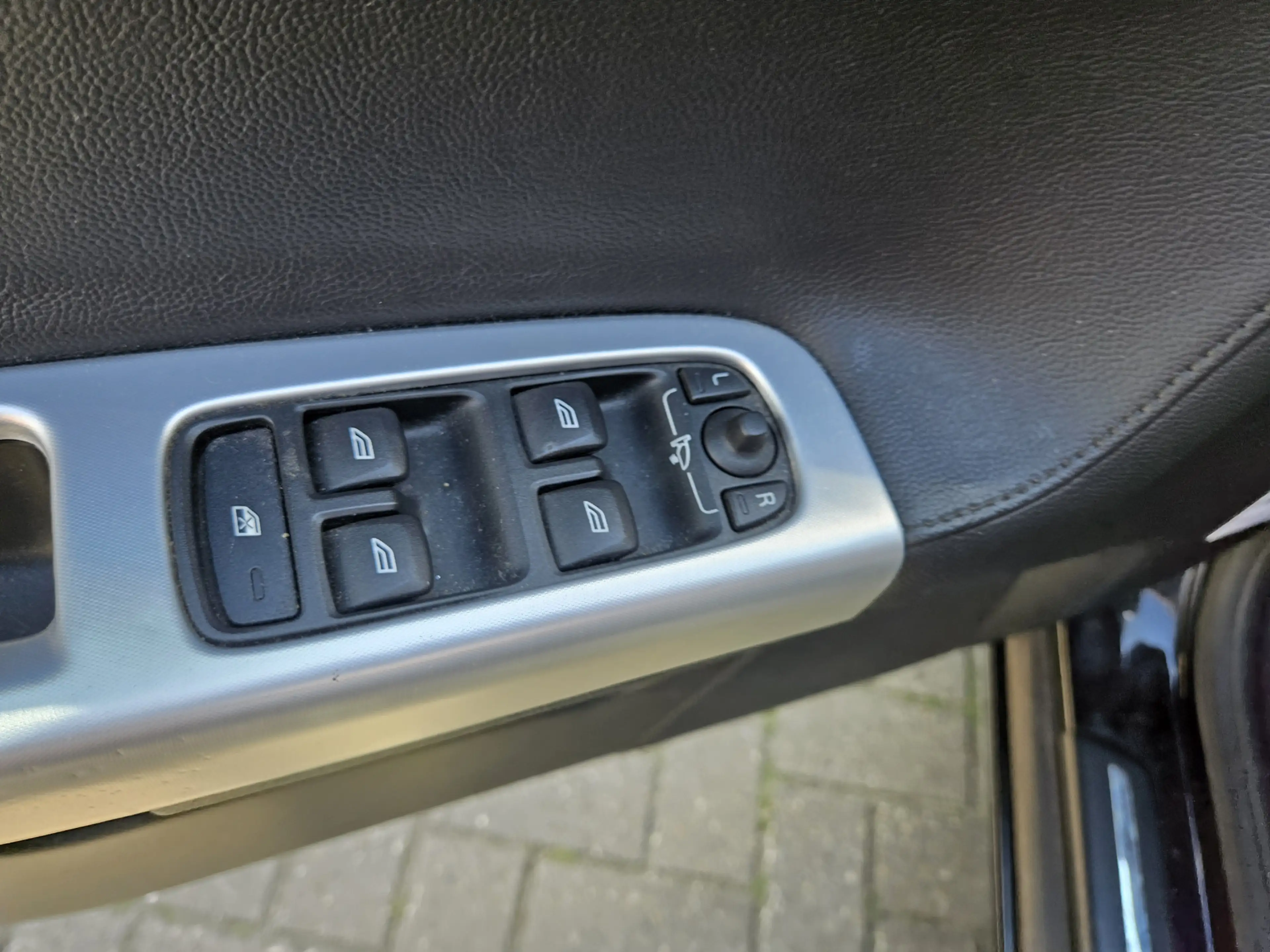 Volvo V50 2.0 Kinetic — photo 6