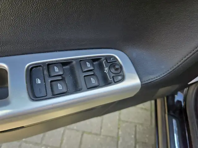 Volvo V50 view 6