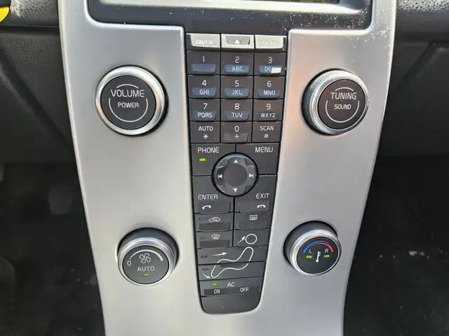 Volvo V50 view 10