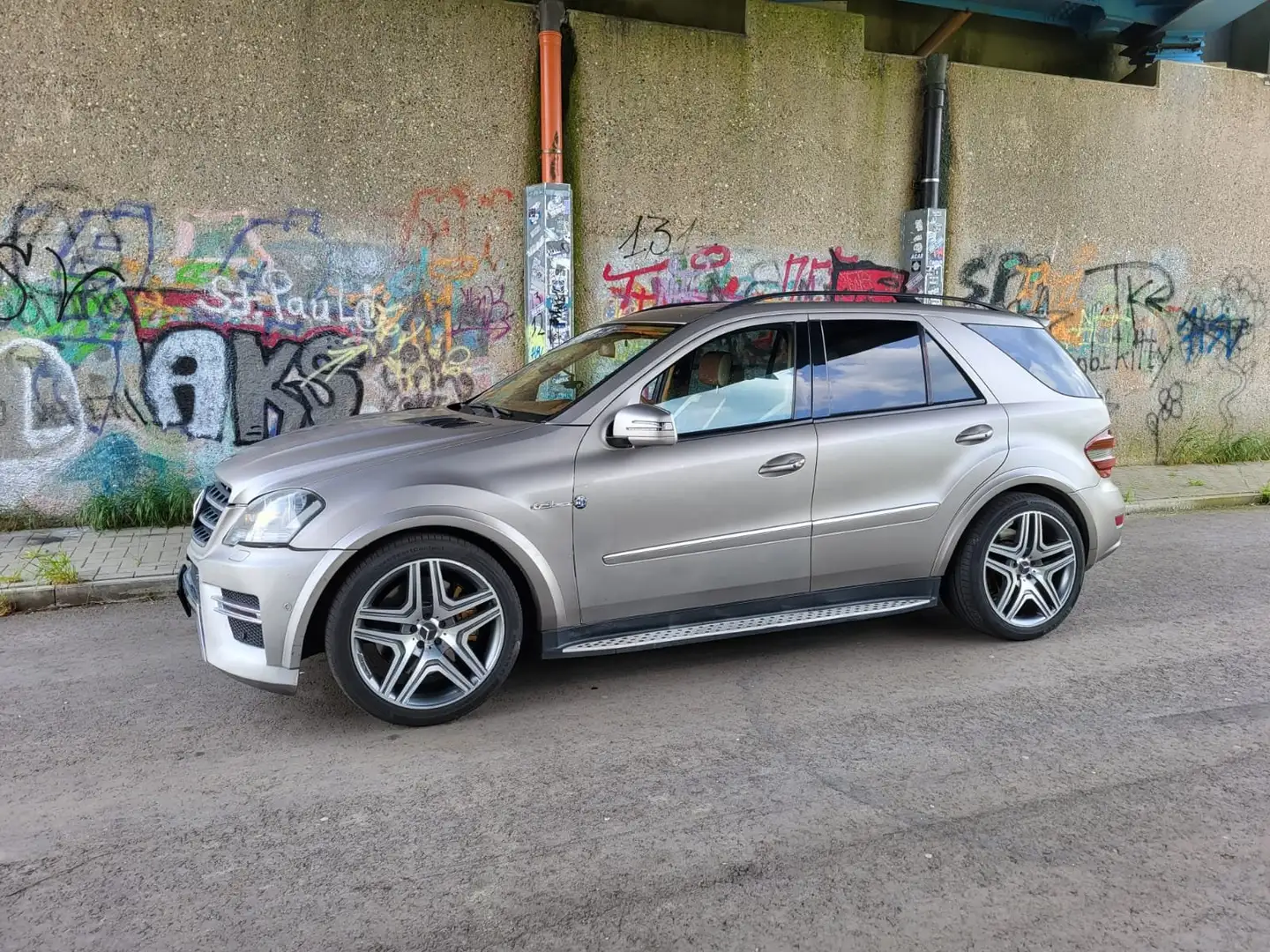 Mercedes-Benz ML 63 AMG ML 63 AMG 4Matic 7G-TRONIC - 2
