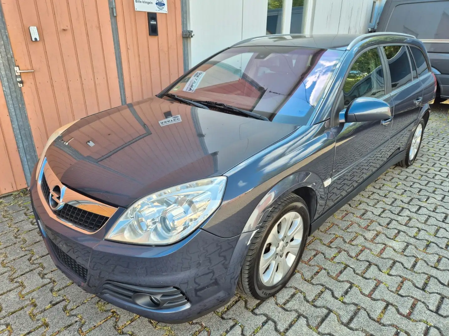 Opel Vectra C Caravan 1.8 Automatik TÜV bis 06/2017 Gris - 1