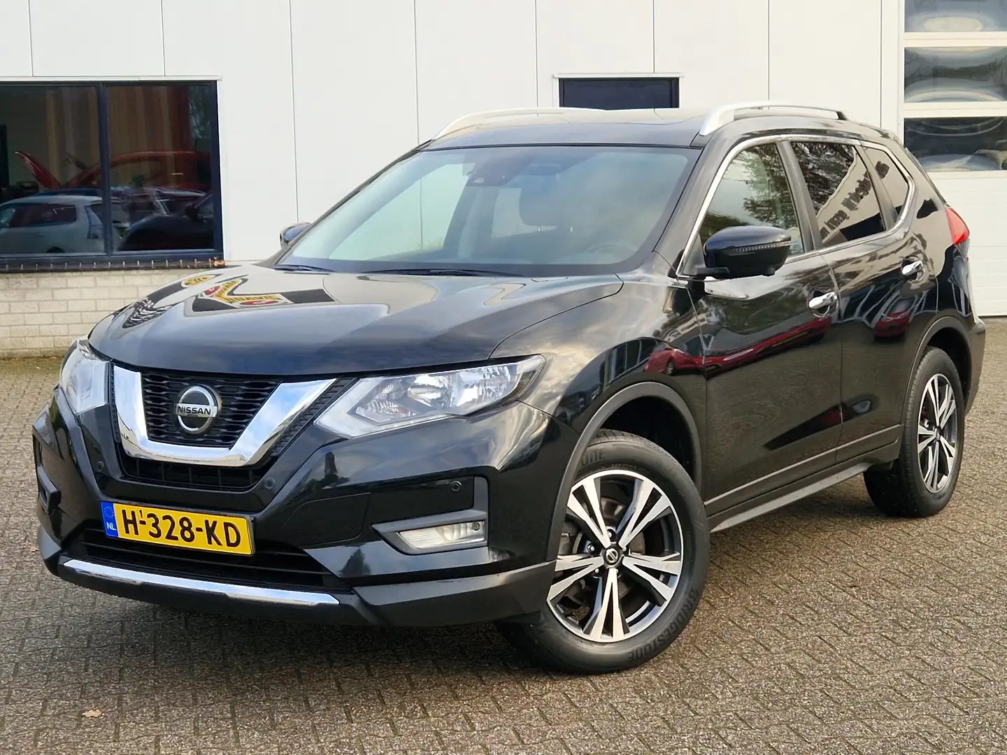Nissan X-Trail 1.3 DIG-T N-Connecta 7-pers 360 CAMERA PANODAK Schwarz - 2
