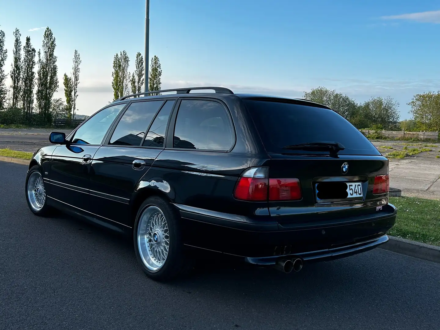 BMW 540 540i touring Negro - 1