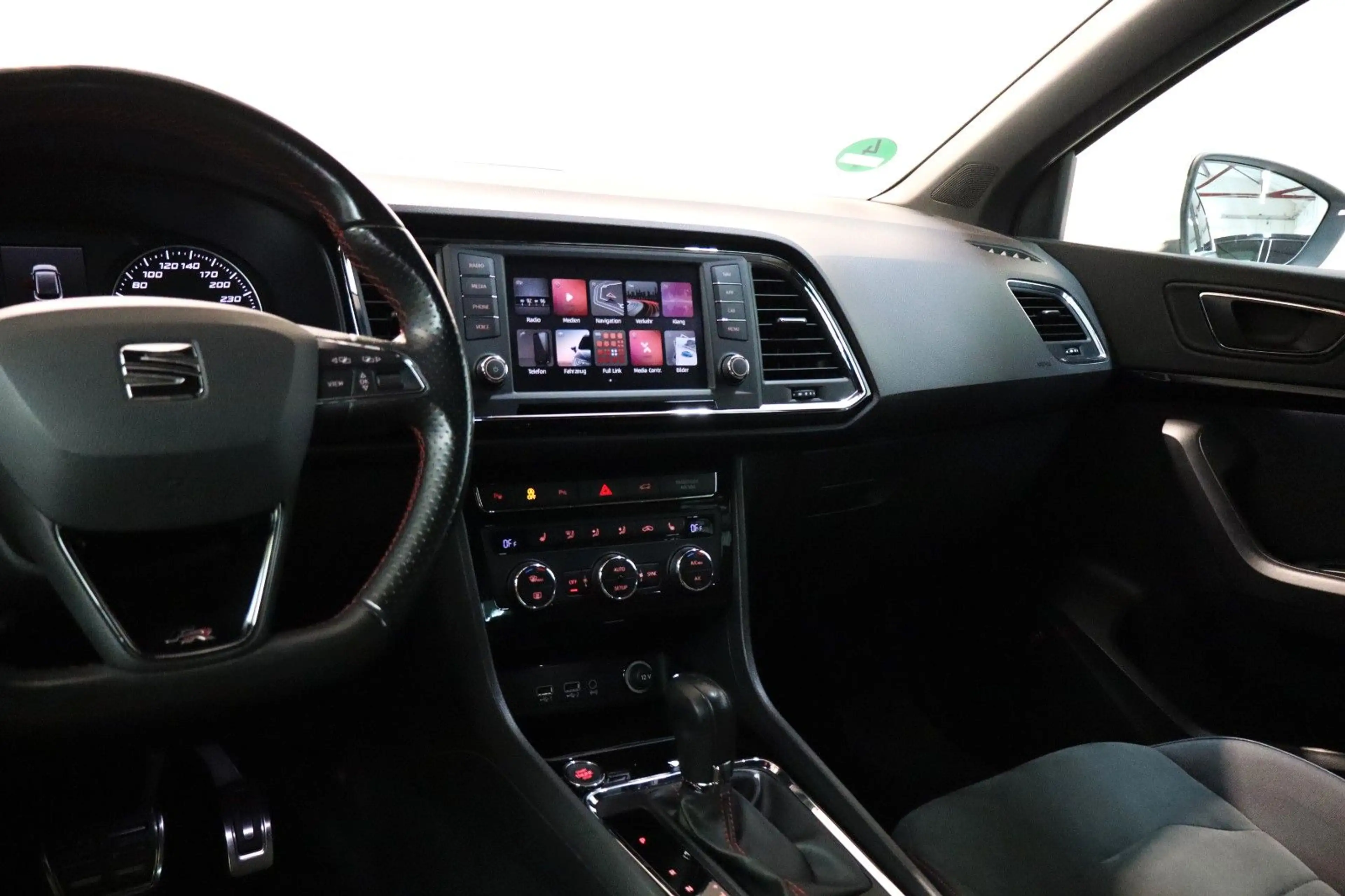 SEAT Ateca 2,0 TSI FR DSG 4Drive ACC Kamera CarPlay — photo 8