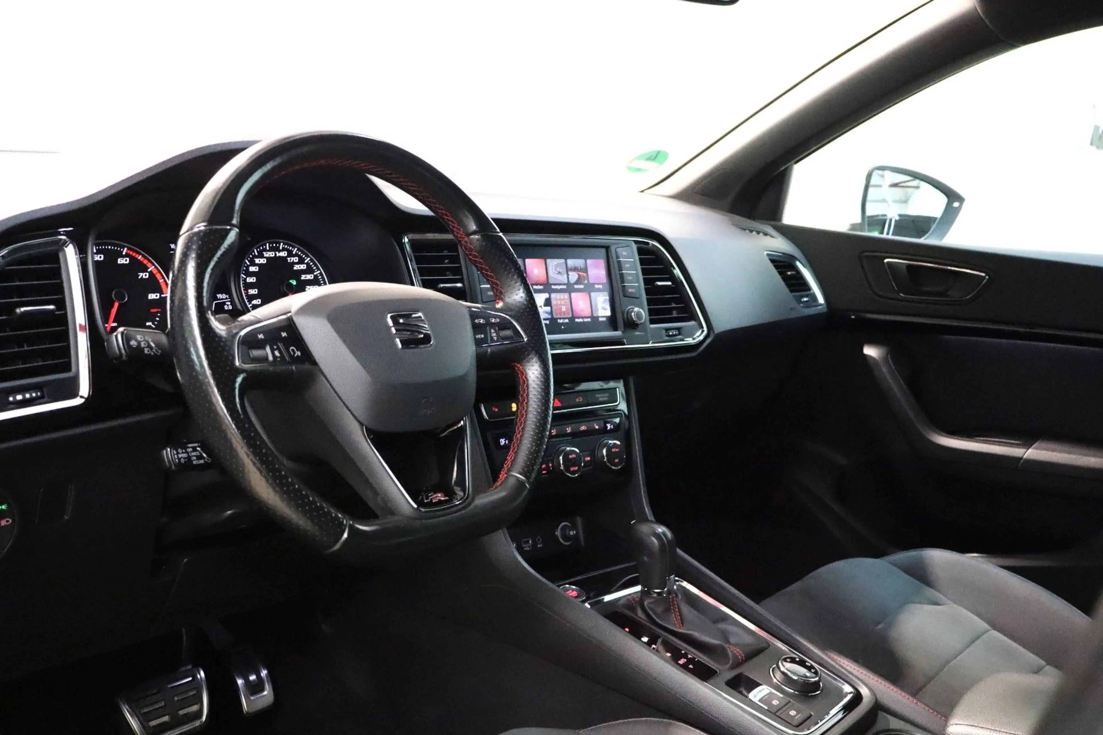 SEAT Ateca 2,0 TSI FR DSG 4Drive ACC Kamera CarPlay — photo 7