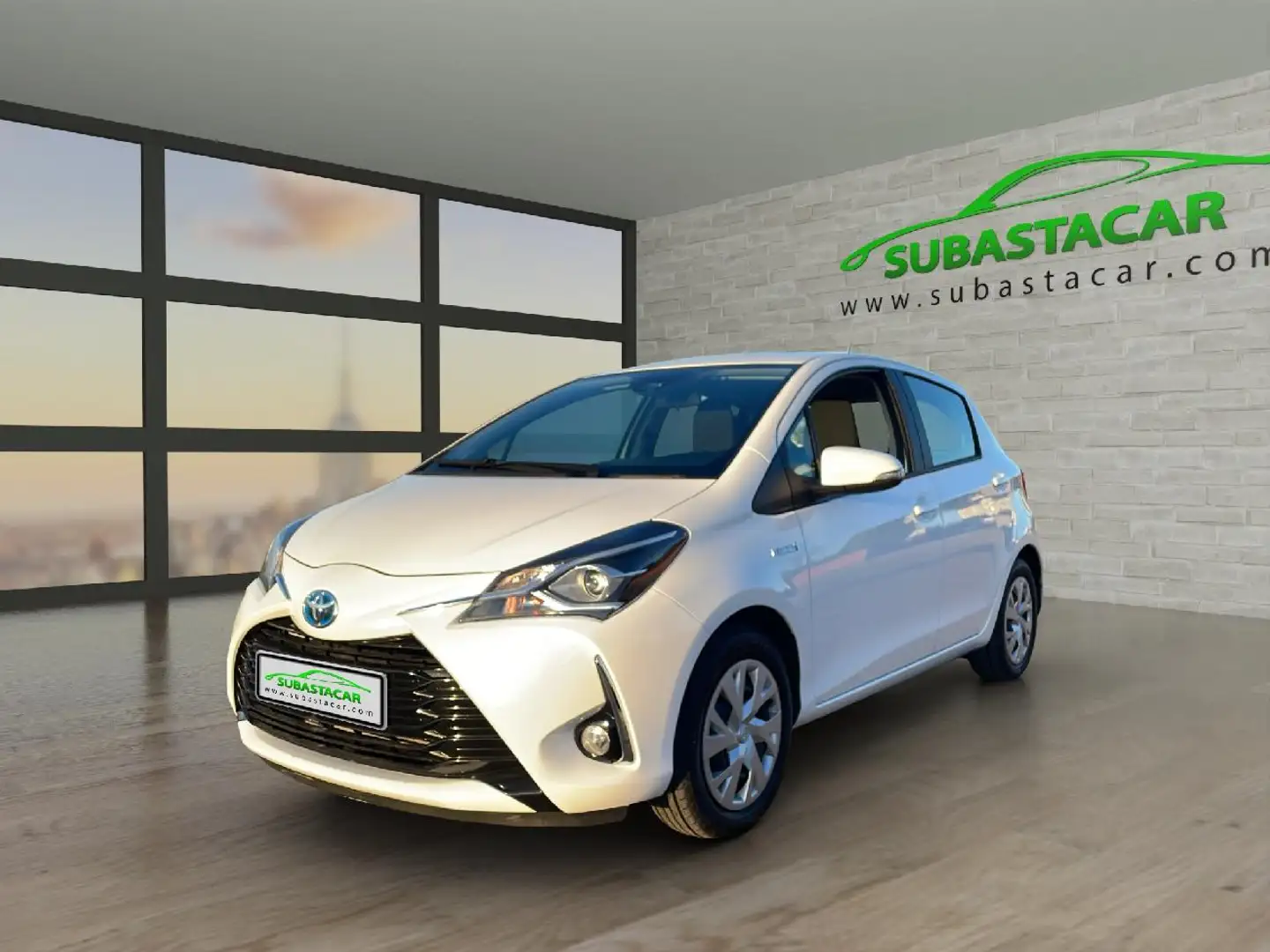 Toyota Yaris 100H 1.5 Active Blanco - 1