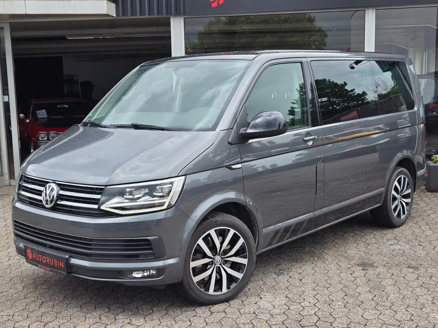 Volkswagen T6 Multivan Highline EDITION LED/AHK/SD/STAND/7- Gris - 2