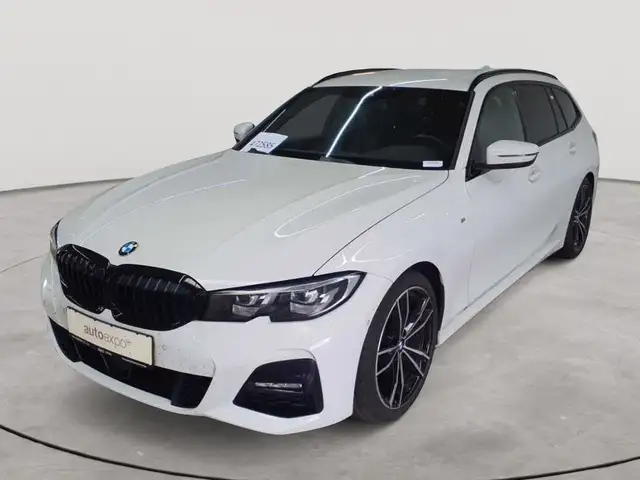 BMW 3 Series view 2