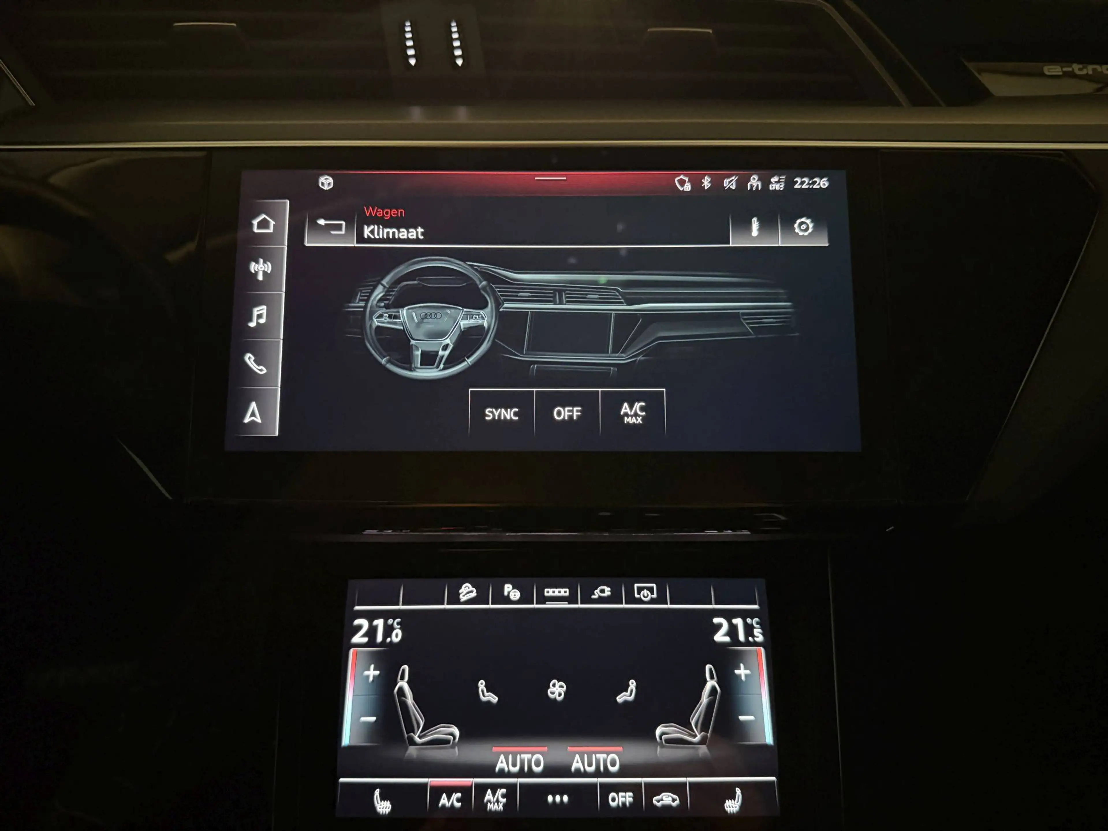 Audi Q8 e-tron 55 QUATTRO 408PK * BLACK PACK * LED * CAMERA * S-LINE * 22" * TREKHAAK * LEDER * ACC * LUCHTVERING * — photo 7