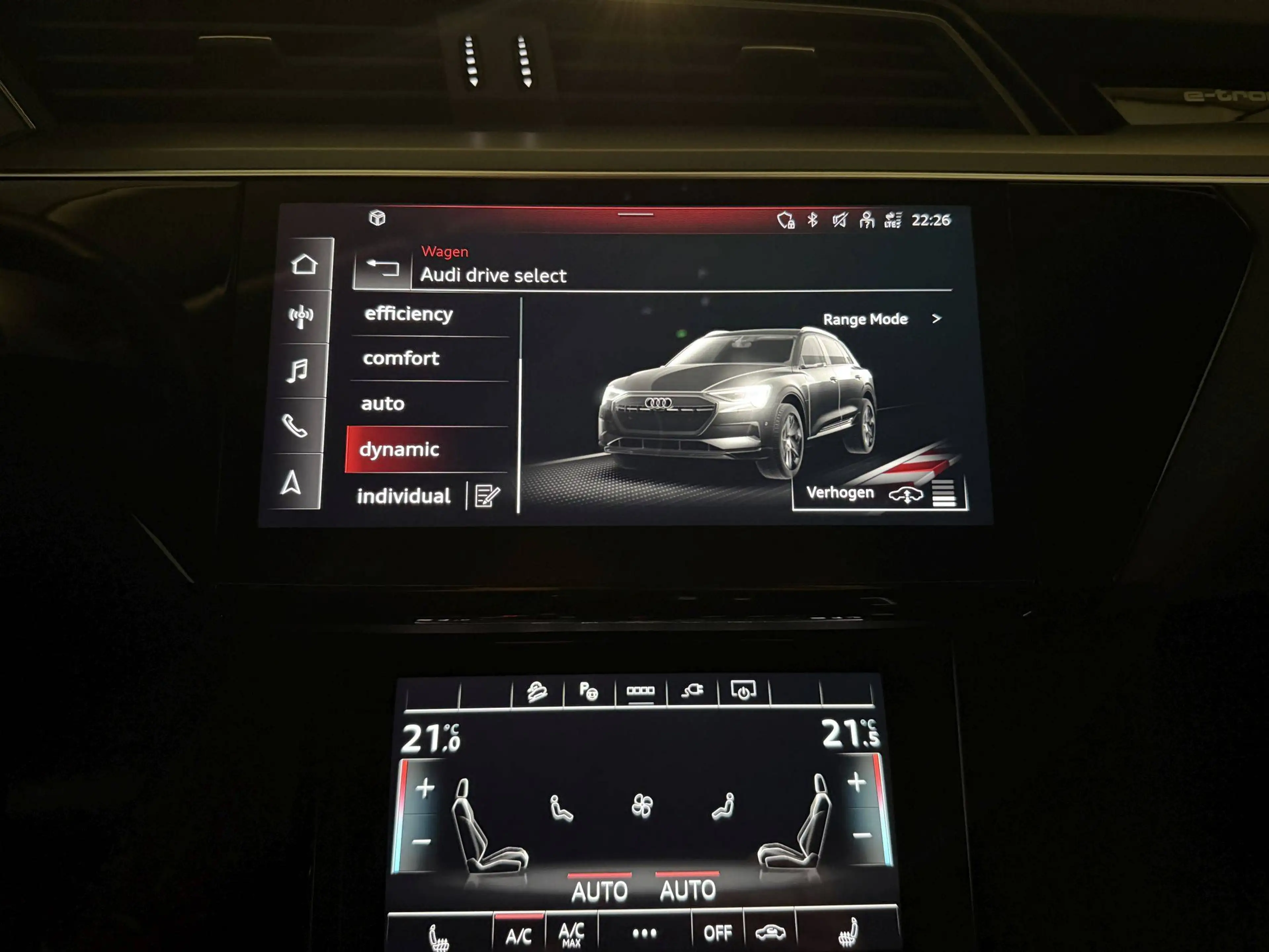 Audi Q8 e-tron 55 QUATTRO 408PK * BLACK PACK * LED * CAMERA * S-LINE * 22" * TREKHAAK * LEDER * ACC * LUCHTVERING * — photo 11