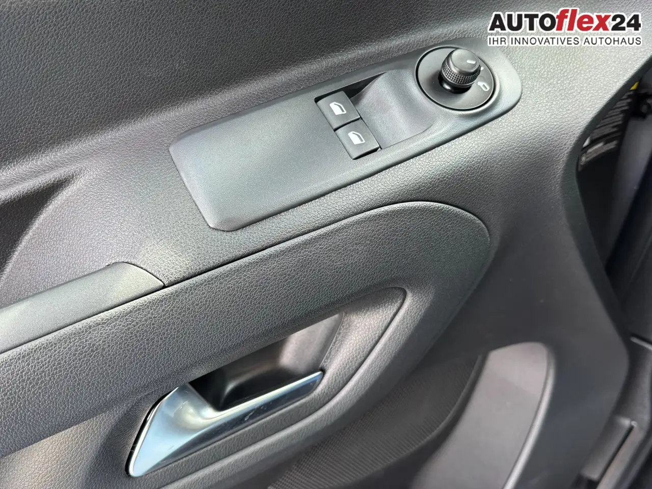 Citroen Berlingo XL Plus 1,5 130 MAX EAT8 Klima Rückfahrkamera E..., миниатюра 25