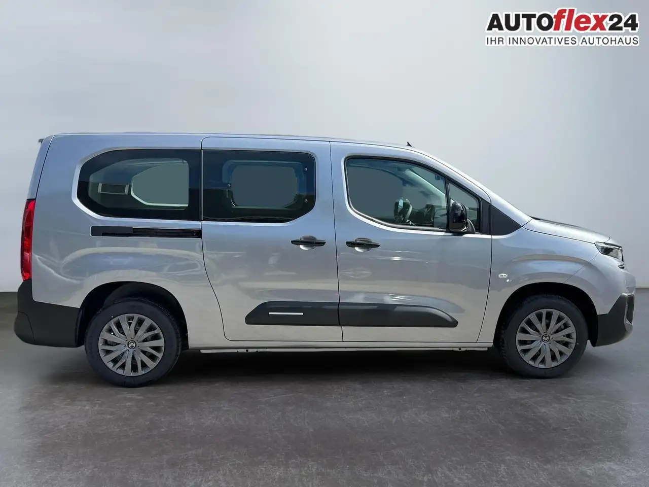 Citroen Berlingo XL Plus 1,5 130 MAX EAT8 Klima Rückfahrkamera E..., миниатюра 8