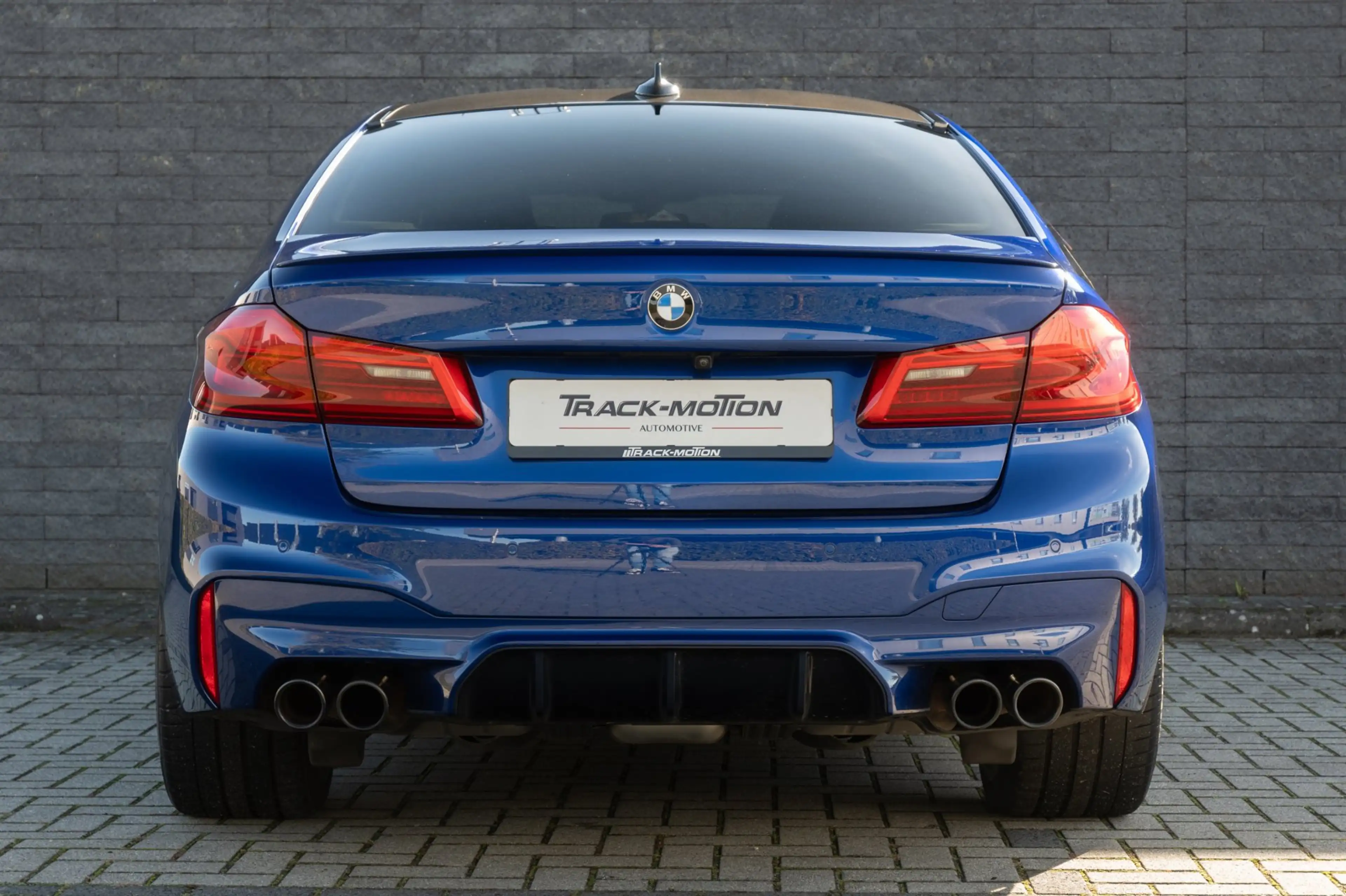 BMW M5 5-serie — photo 10