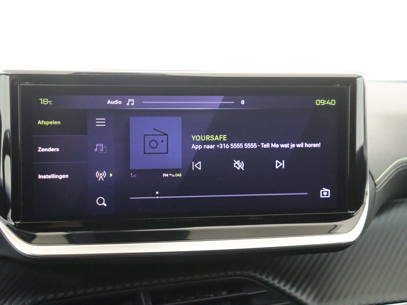 Peugeot e-2008 EV GT 54 kWh — photo 15