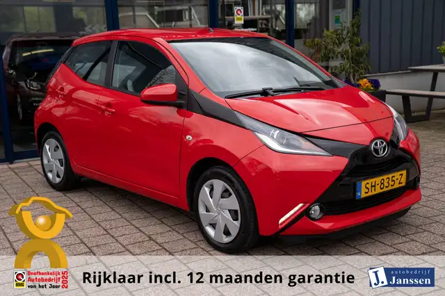 Toyota Aygo 1.0 VVT-i x-Nav | Prijs rijklaar incl. 12 mnd gara