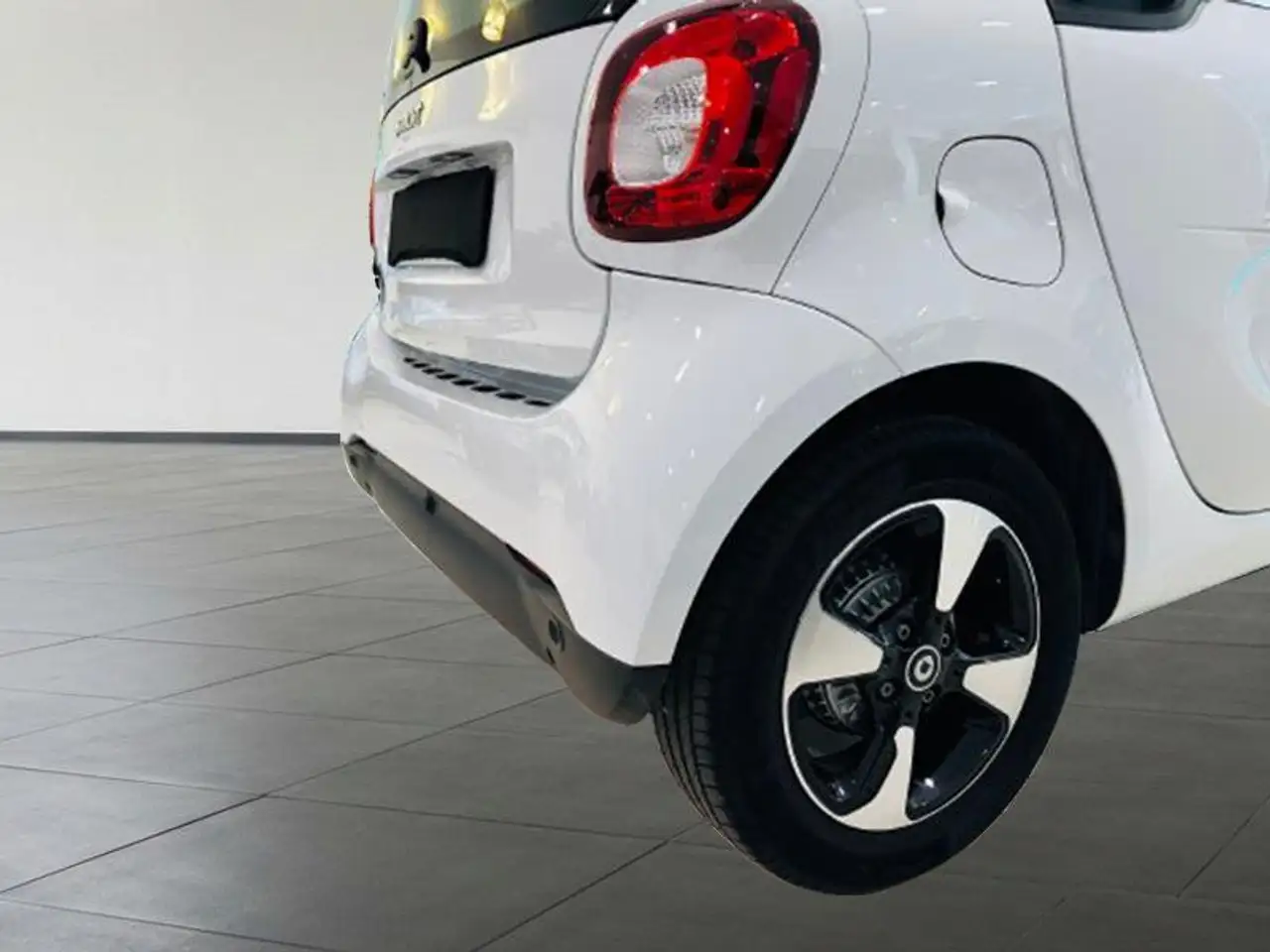 smart forTwo 2024 — фото 8