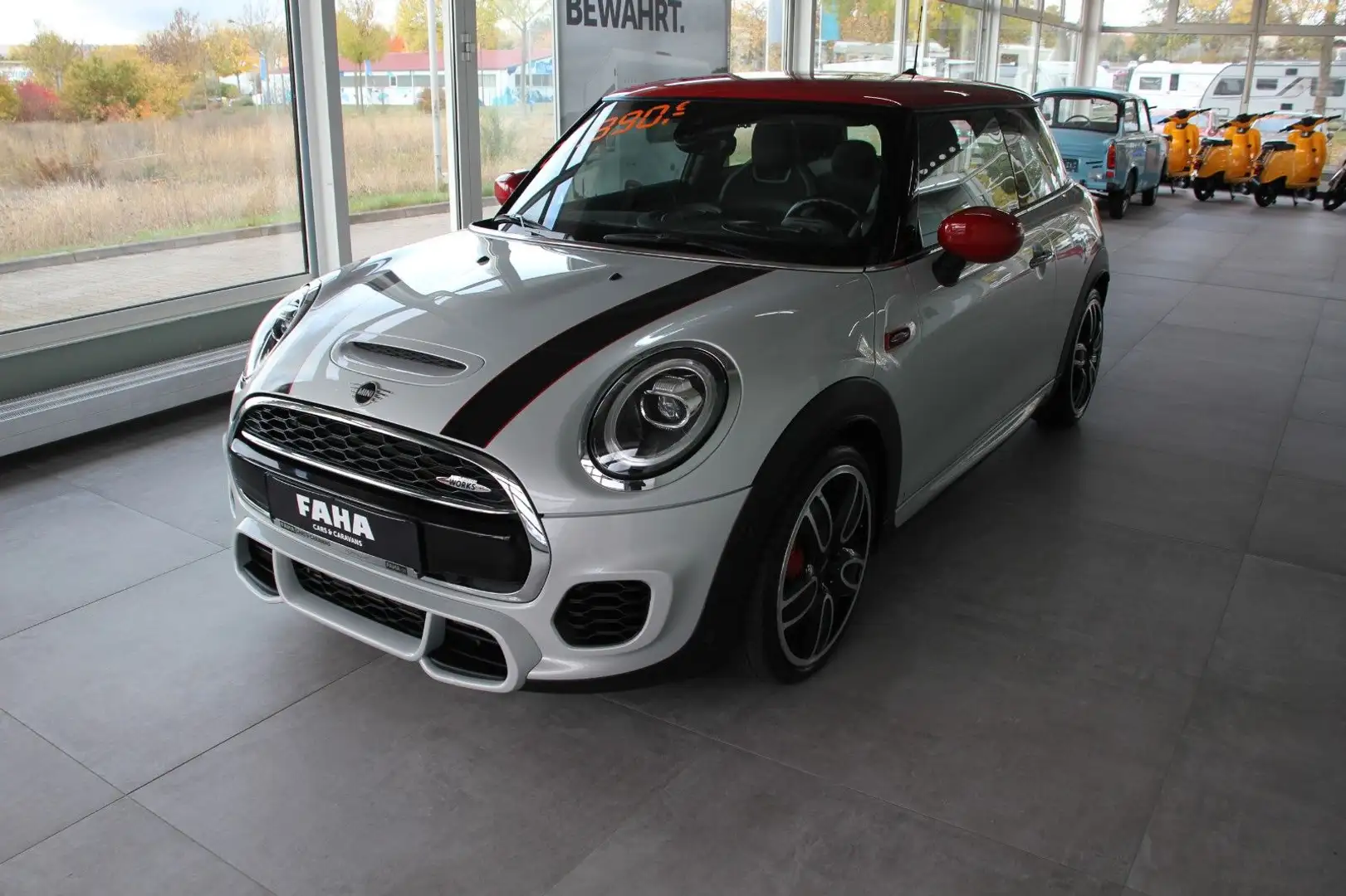MINI John Cooper Works Silber - 1