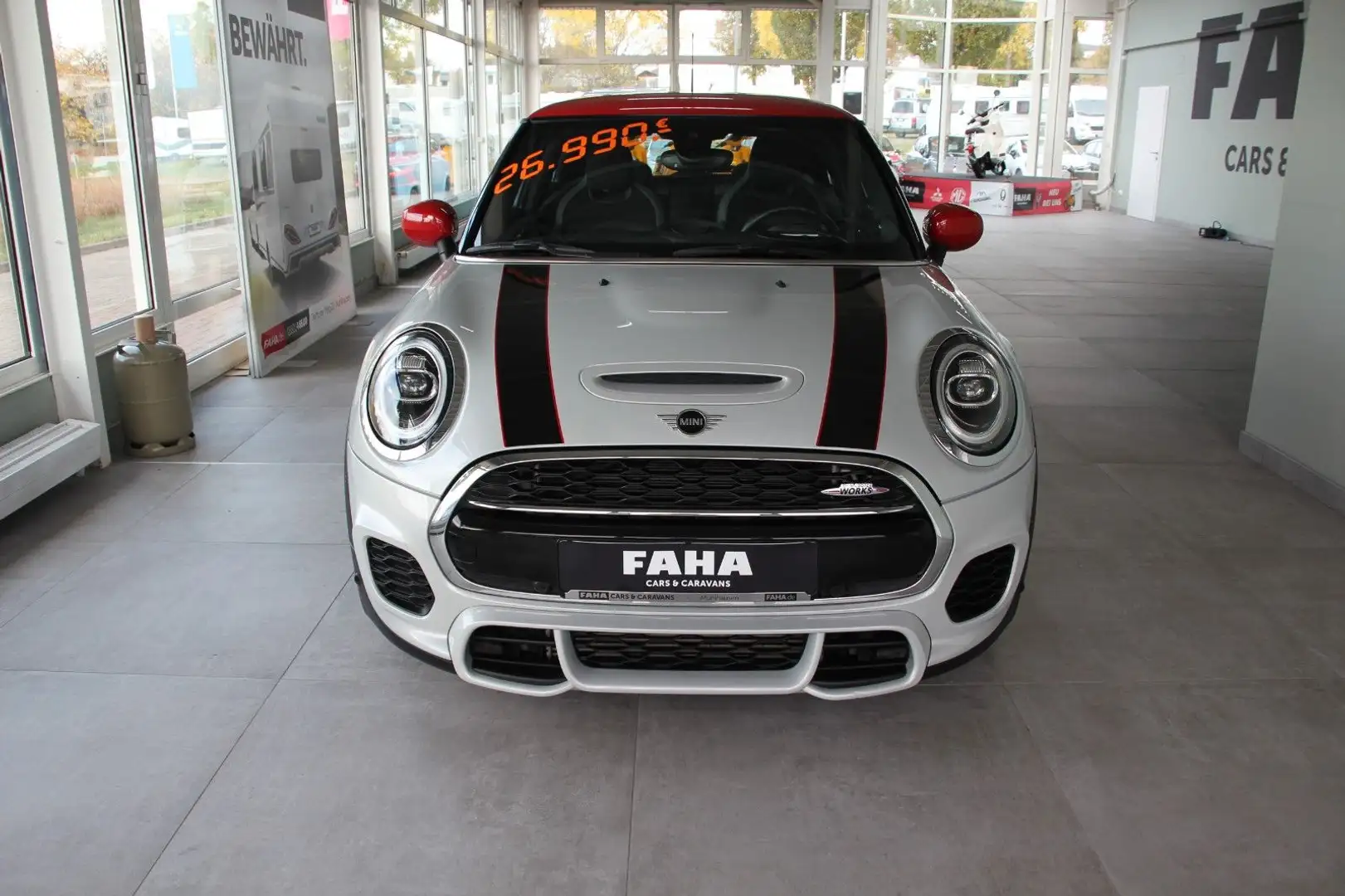 MINI John Cooper Works Silber - 2