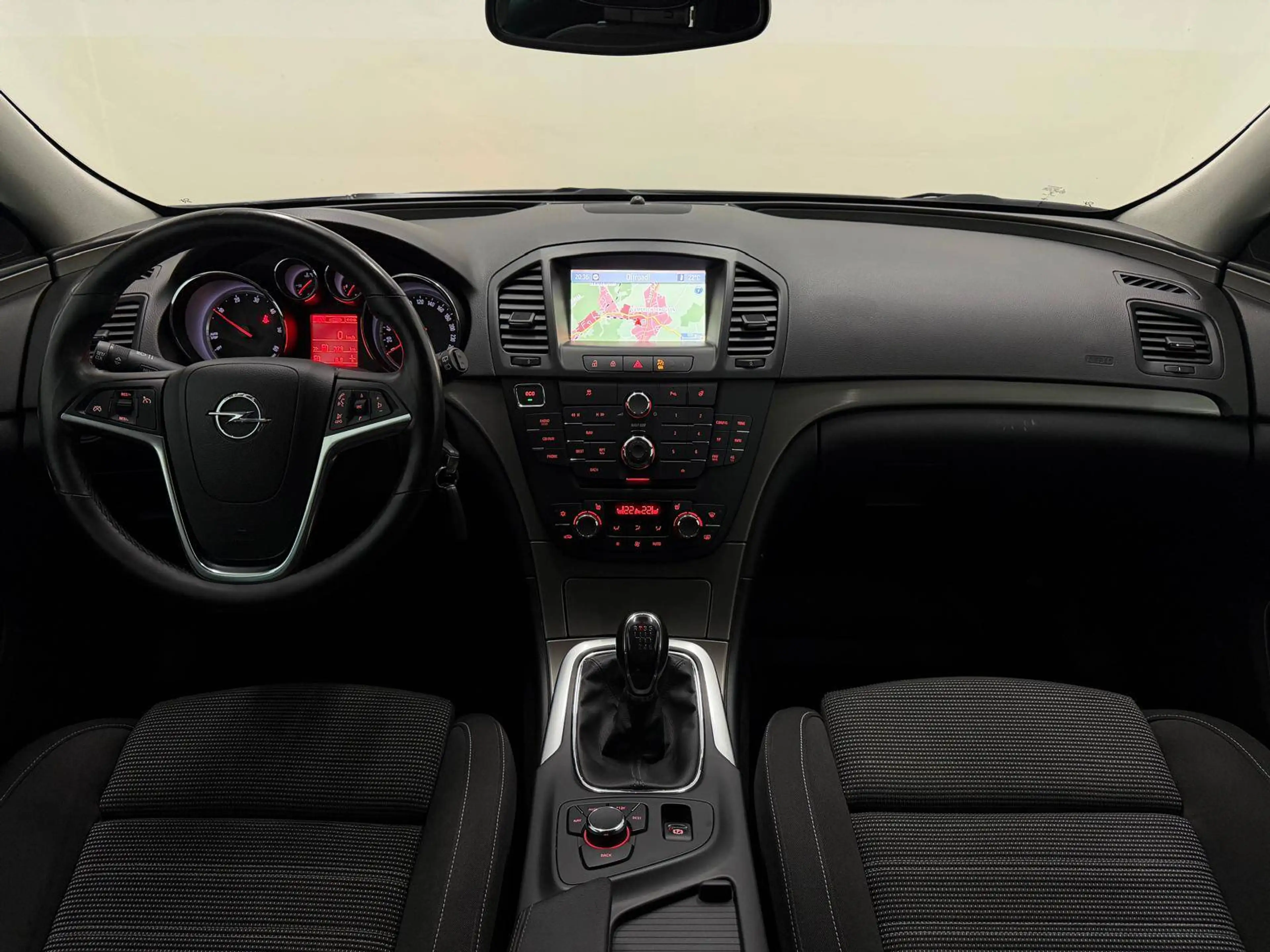 Opel Insignia 2,0 Edition CDTI ecoflex NAVI - AHK - SHZ — photo 15