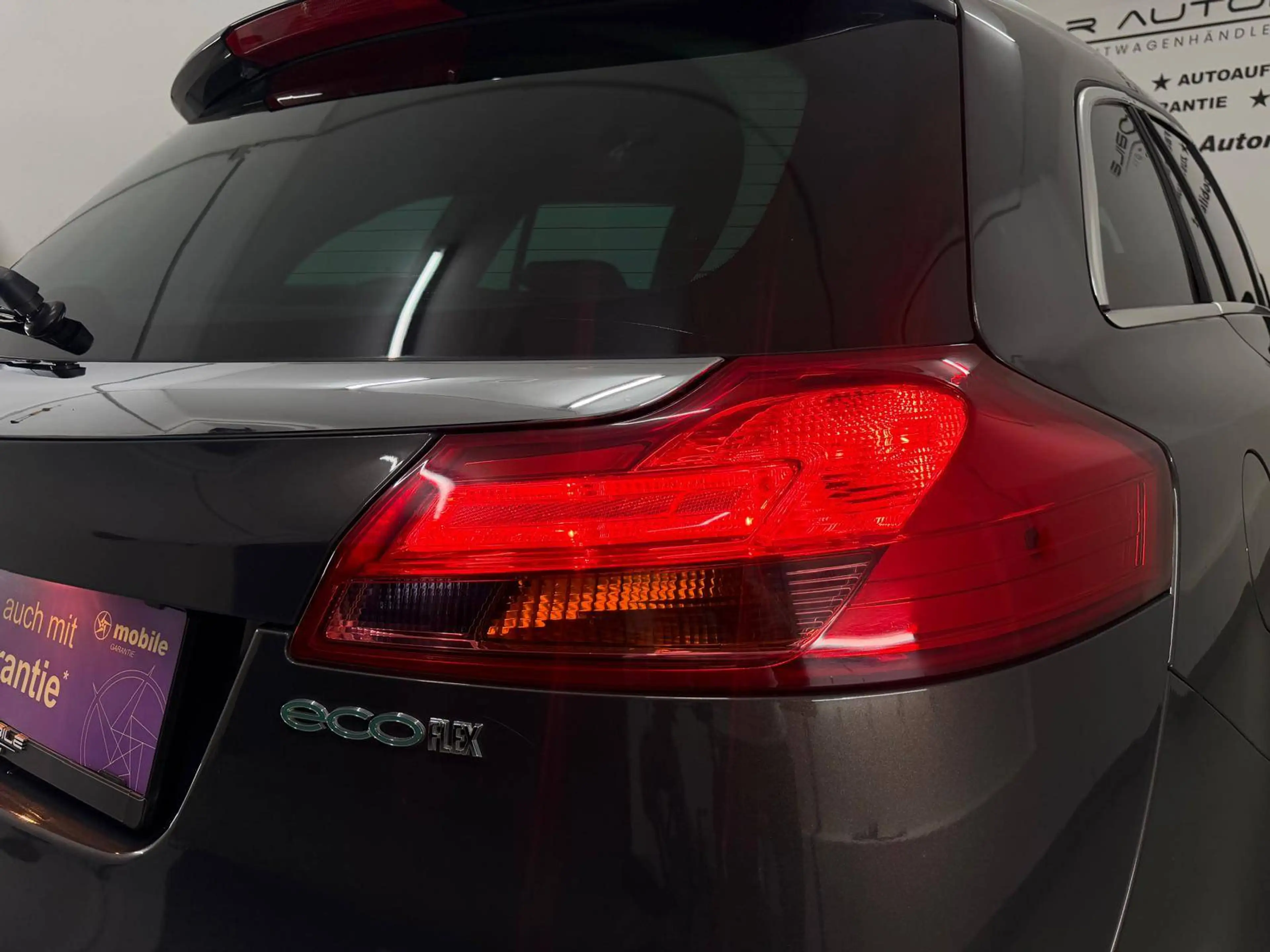 Opel Insignia 2,0 Edition CDTI ecoflex NAVI - AHK - SHZ — photo 8
