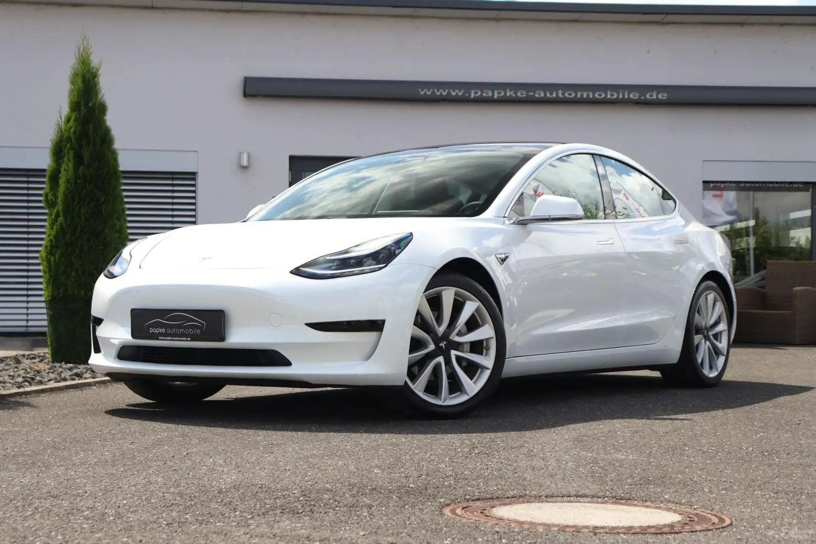 Tesla Model 3 SR Plus RWD ++19ZOLL+AHK+MWST+NAVI+LED++ Weiß - 2