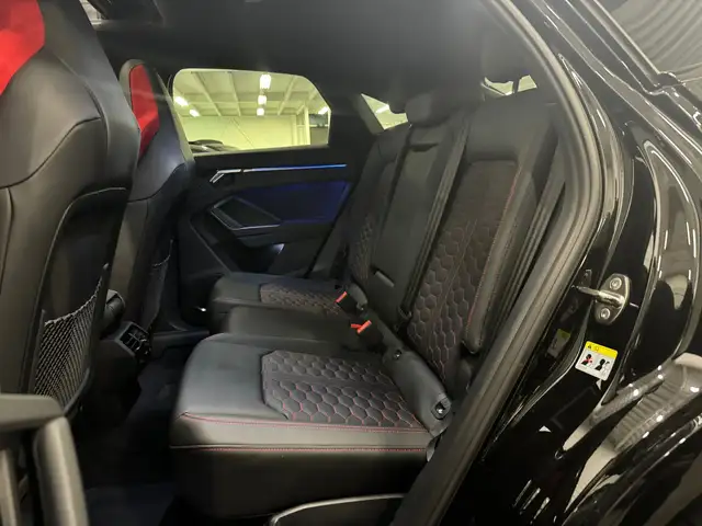 Audi RS Q3 view 12