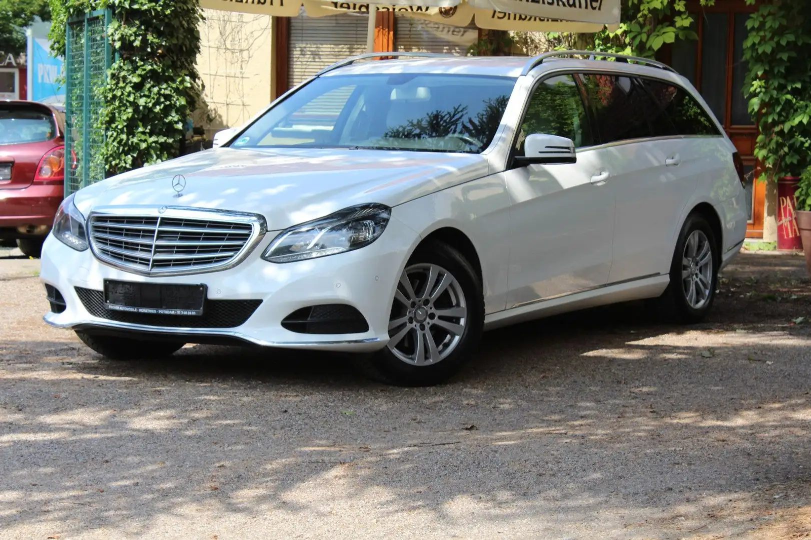 Mercedes-Benz E 220 T CDI BlueEfficiency*TÜV 06/2026* Bianco - 1