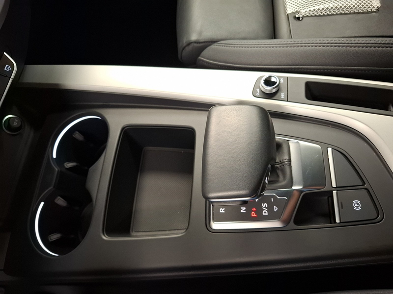Audi A4 Limousine 40 TDI ACC Memory PDC LED SHZ — photo 16