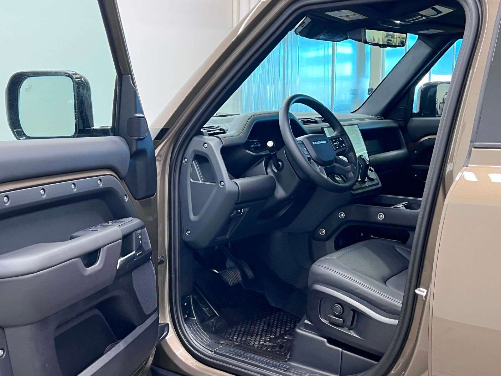 2026 Land Rover Defender 110 P400 X-DYNAMIC SE thumb 32