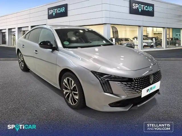 Peugeot 508 view 3