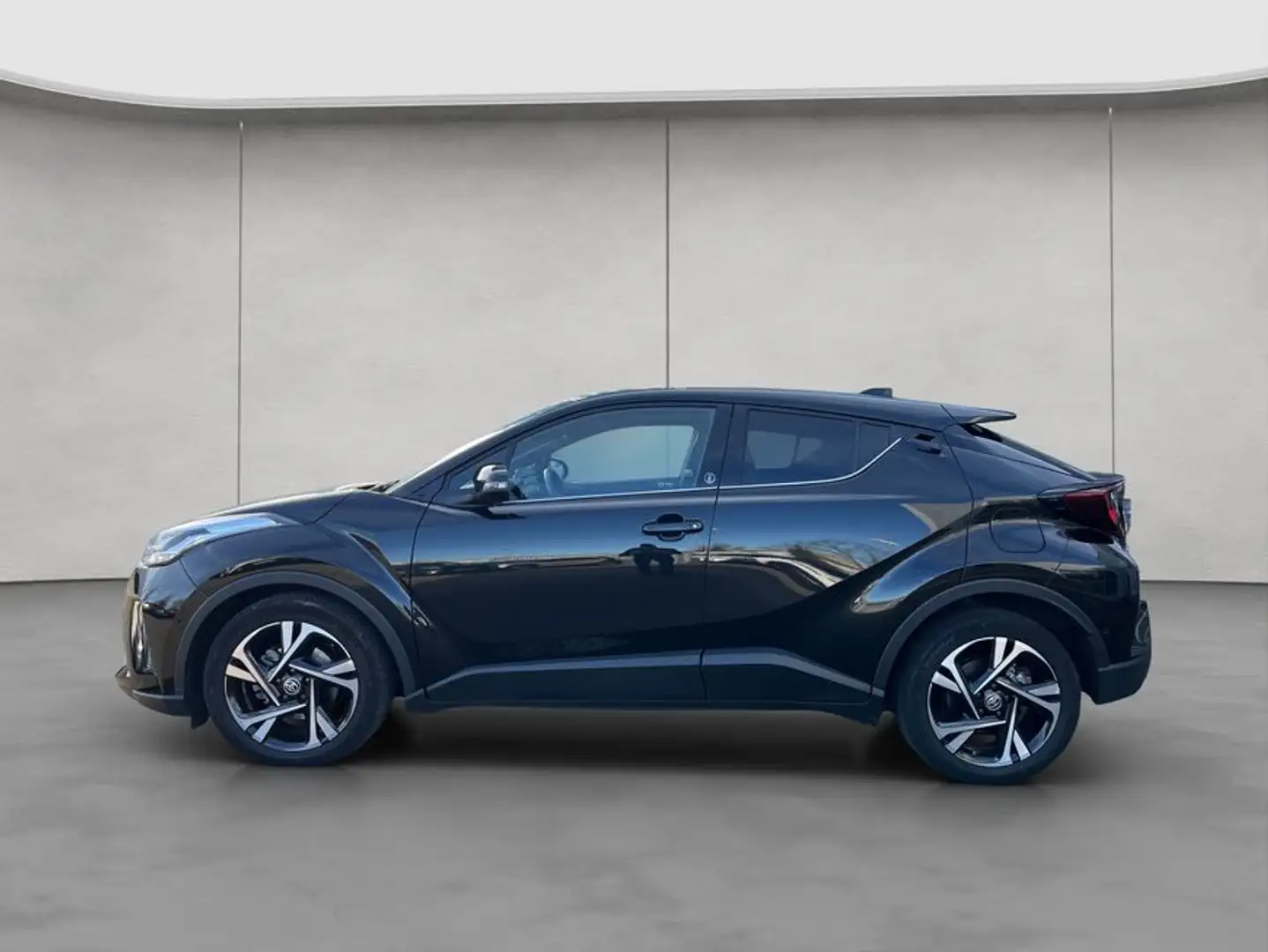 Toyota C-HR 2.0 Hybrid Team Deutschland Noir - 2