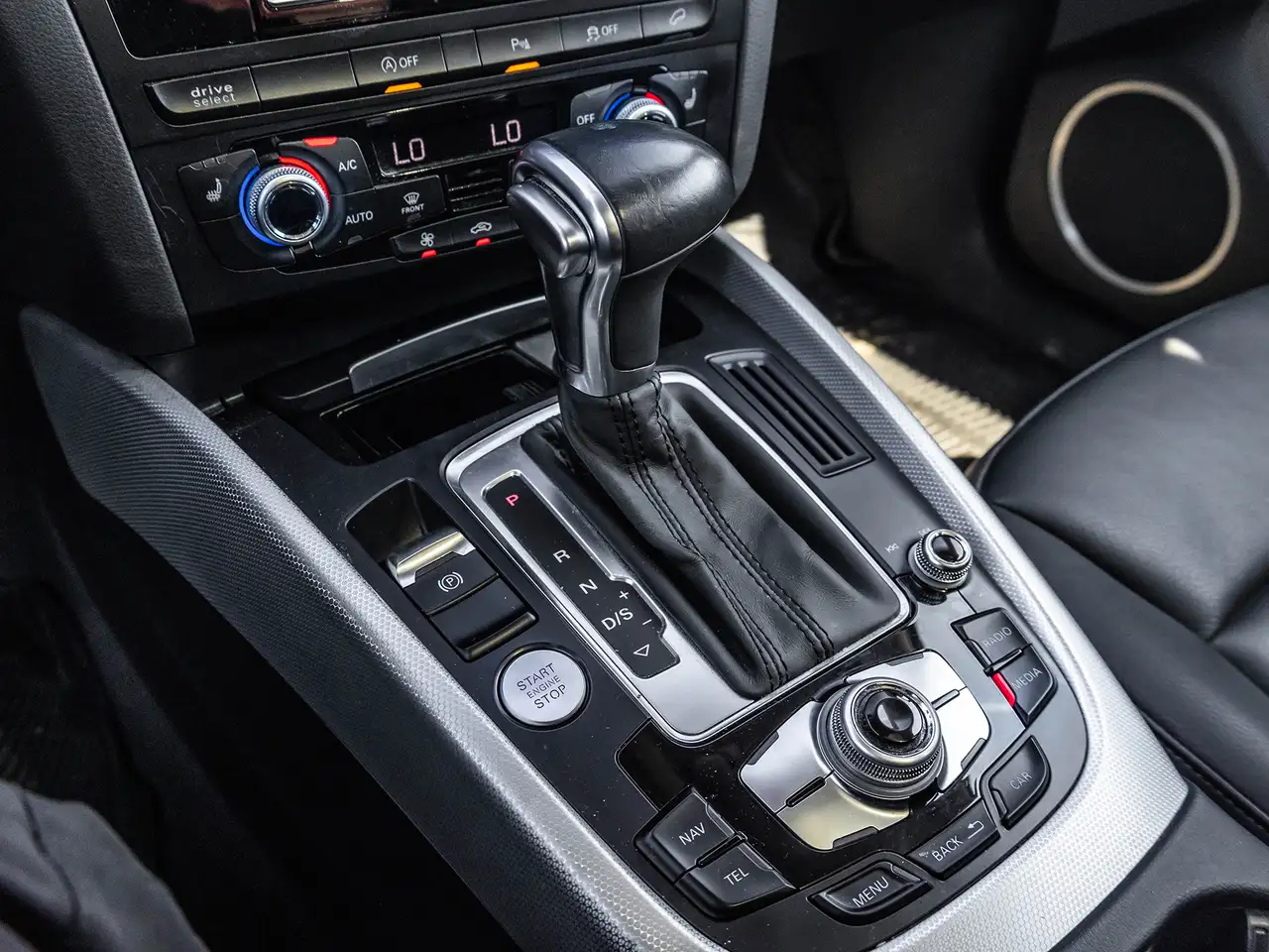 Audi Q5 снимка Audi Q5