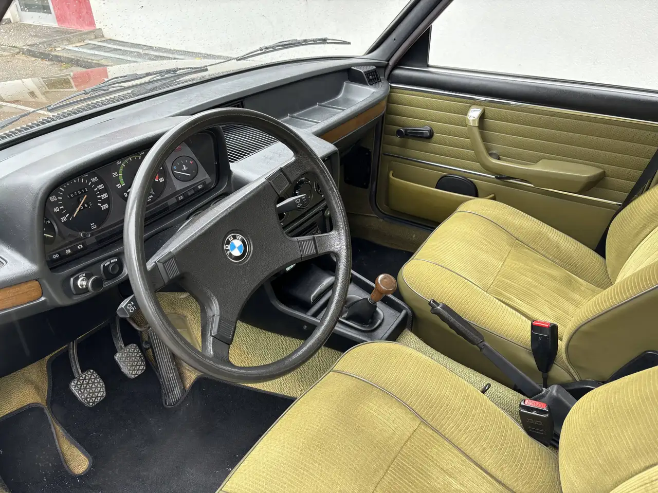 BMW 520/6, foto 6