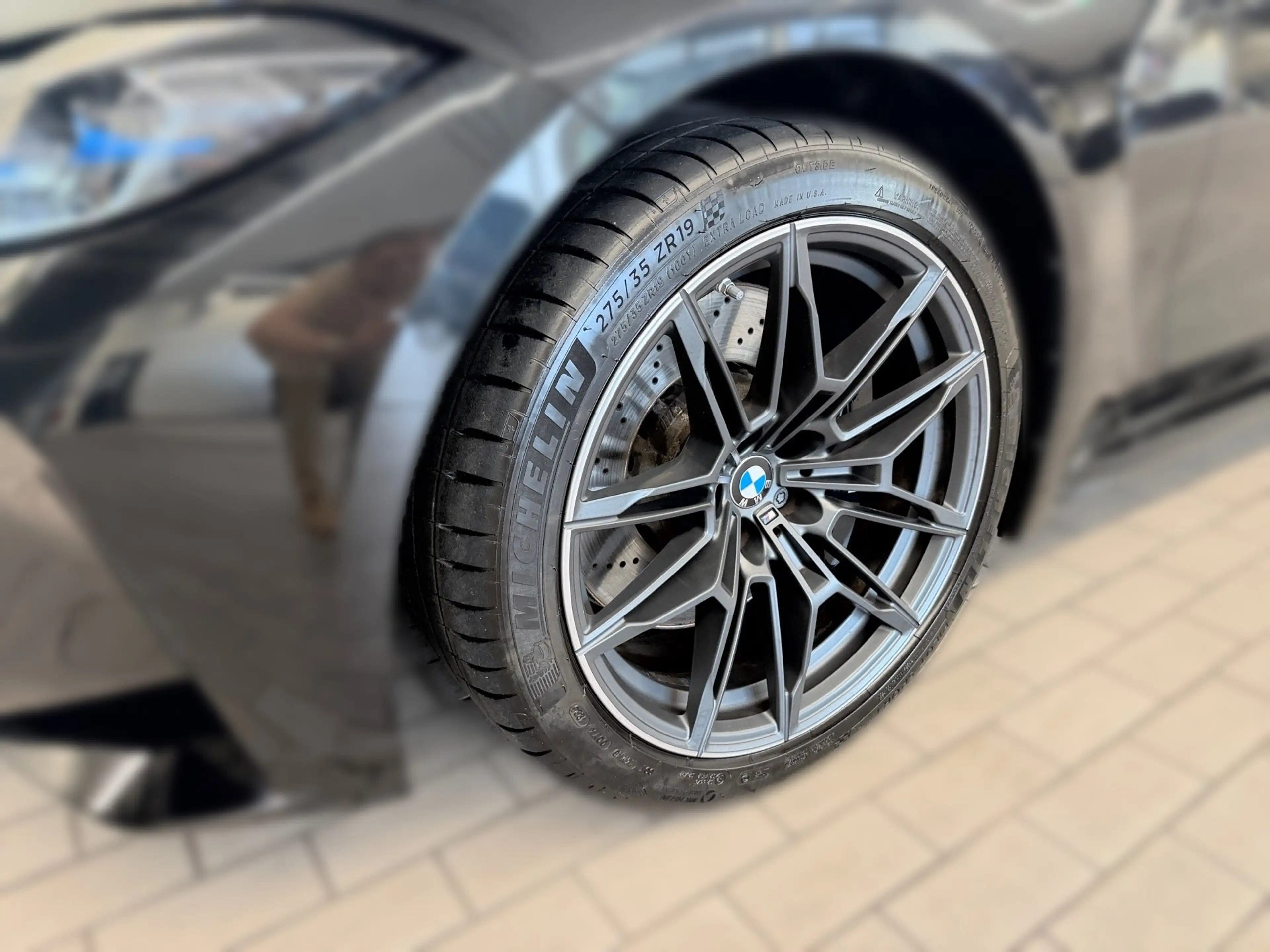 BMW M3 Competition M xDrive — photo 3